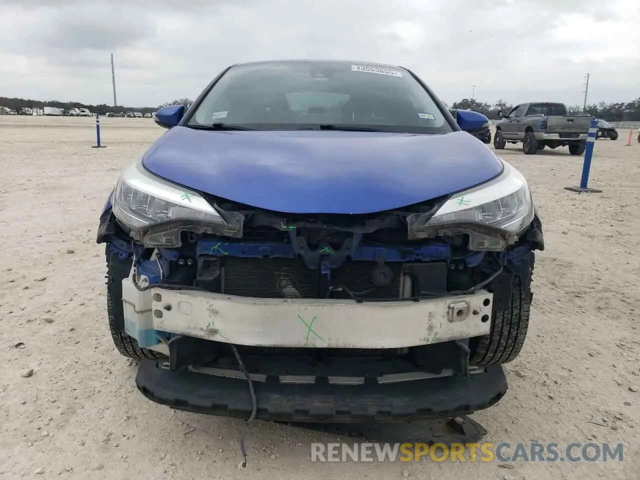 5 fotografías del automóvil dañado JTNKHMBX4L1092596 TOYOTA C-HR 2020