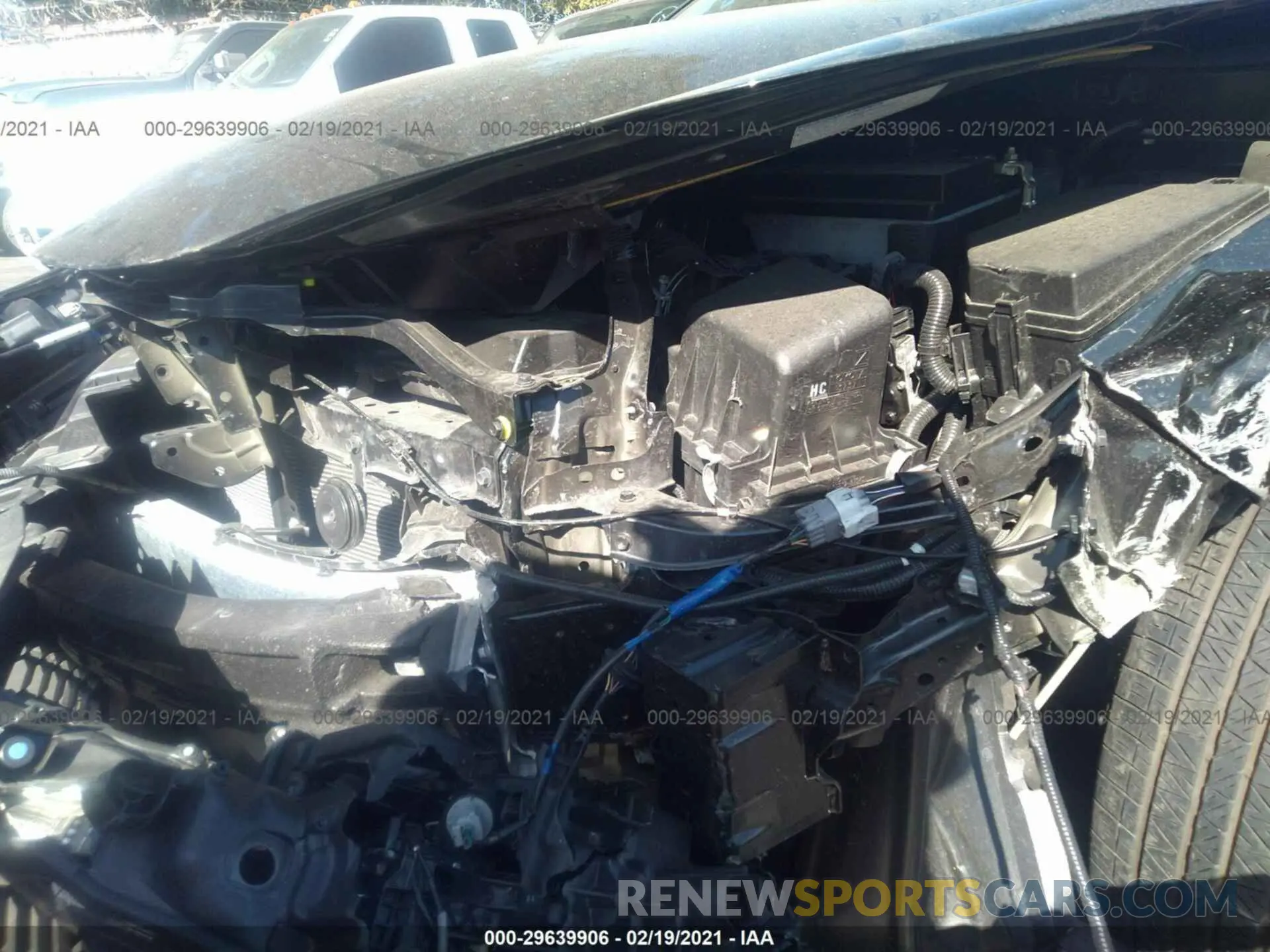 10 fotografías del automóvil dañado JTNKHMBX5L1063589 TOYOTA C-HR 2020