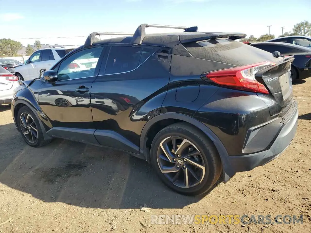 2 fotografías del automóvil dañado JTNKHMBX5L1064497 TOYOTA C-HR 2020