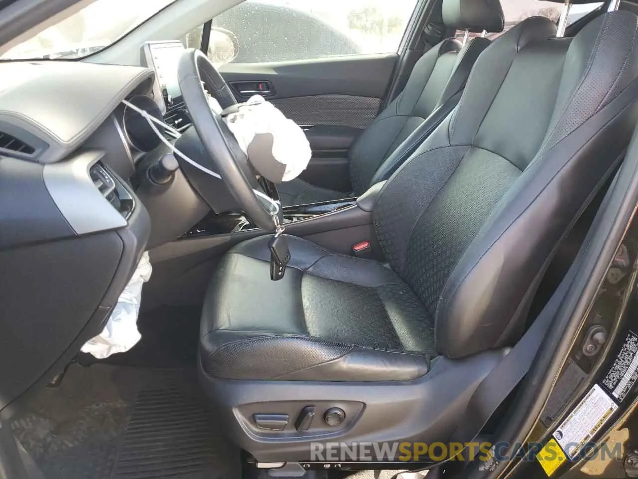 7 fotografías del automóvil dañado JTNKHMBX5L1064497 TOYOTA C-HR 2020