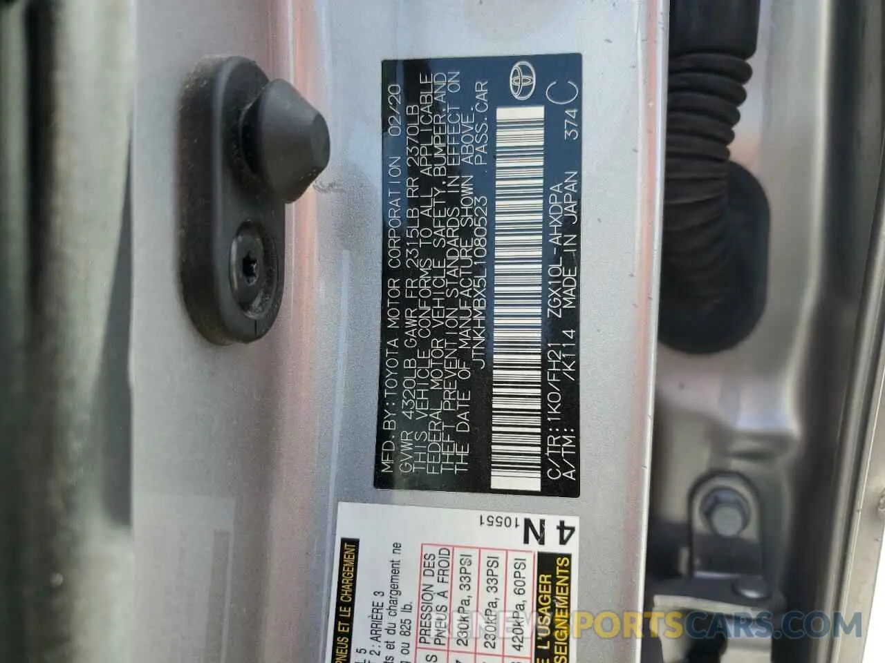 13 fotografías del automóvil dañado JTNKHMBX5L1080523 TOYOTA C-HR 2020