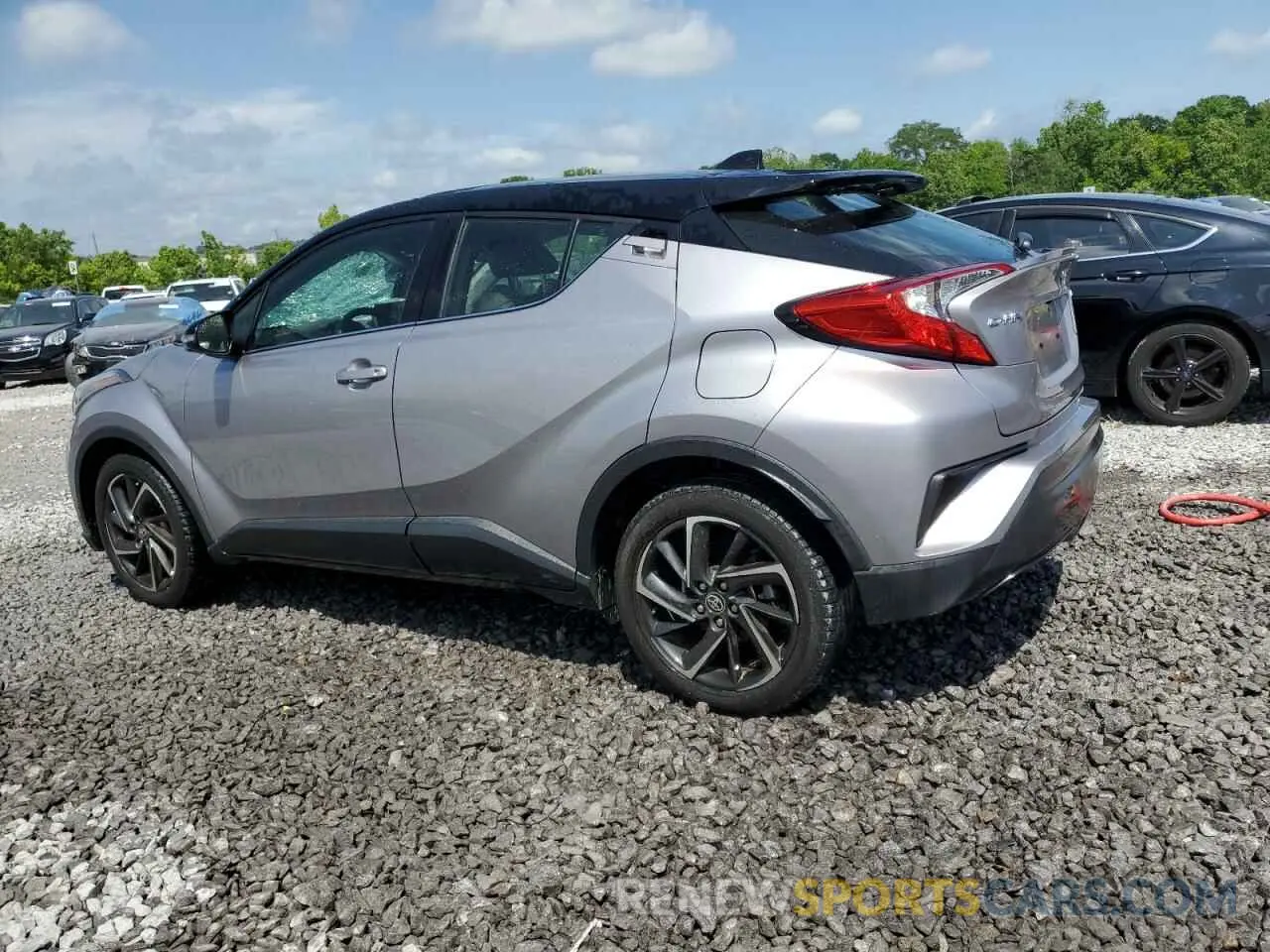 2 fotografías del automóvil dañado JTNKHMBX5L1090324 TOYOTA C-HR 2020