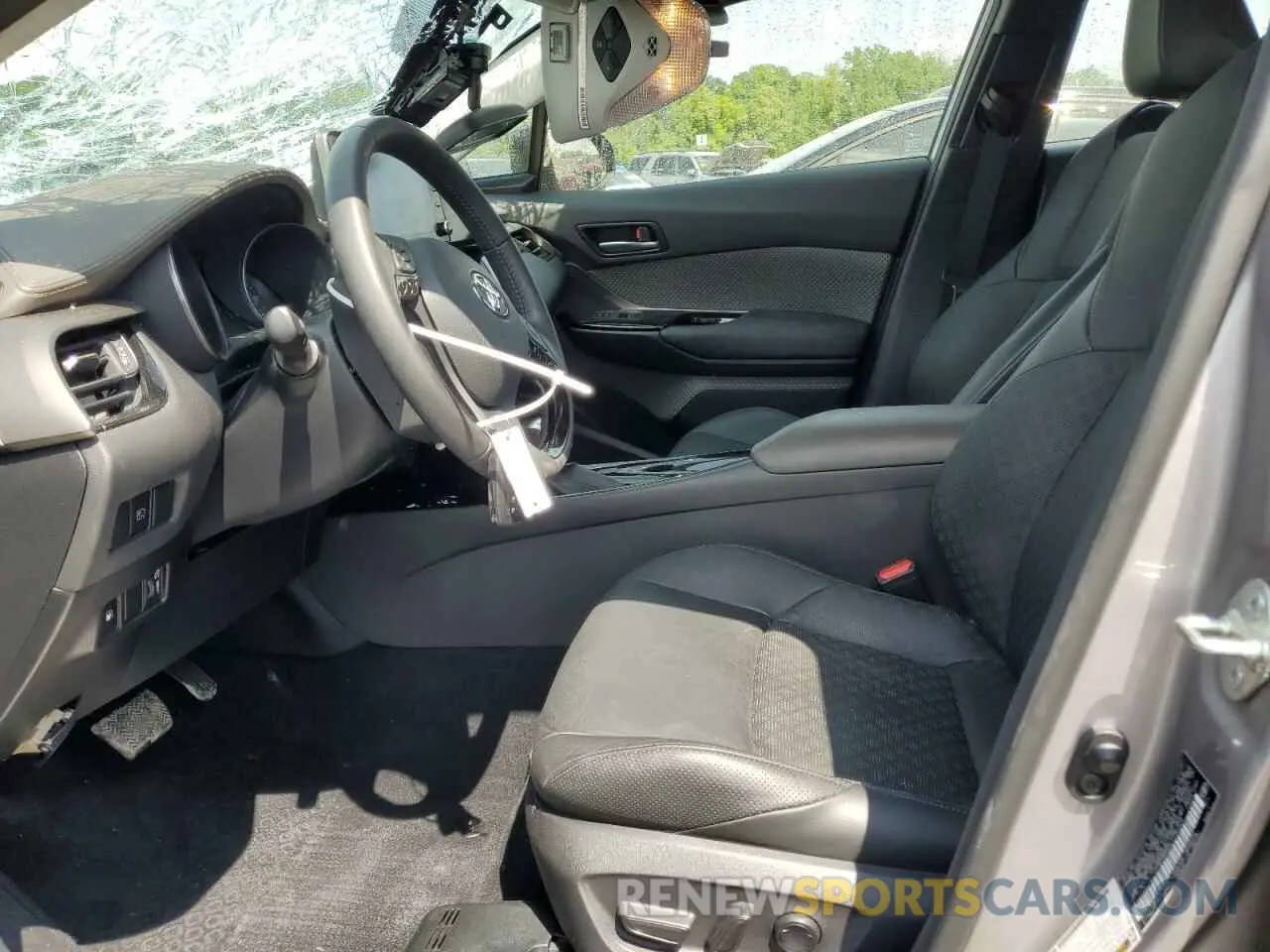 7 fotografías del automóvil dañado JTNKHMBX5L1090324 TOYOTA C-HR 2020