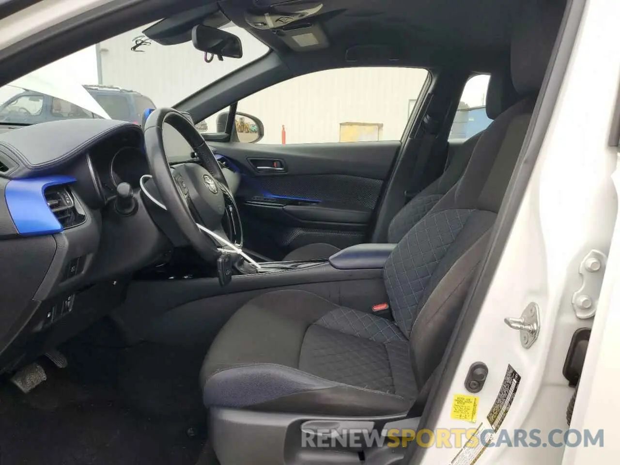 7 fotografías del automóvil dañado JTNKHMBX5L1091859 TOYOTA C-HR 2020