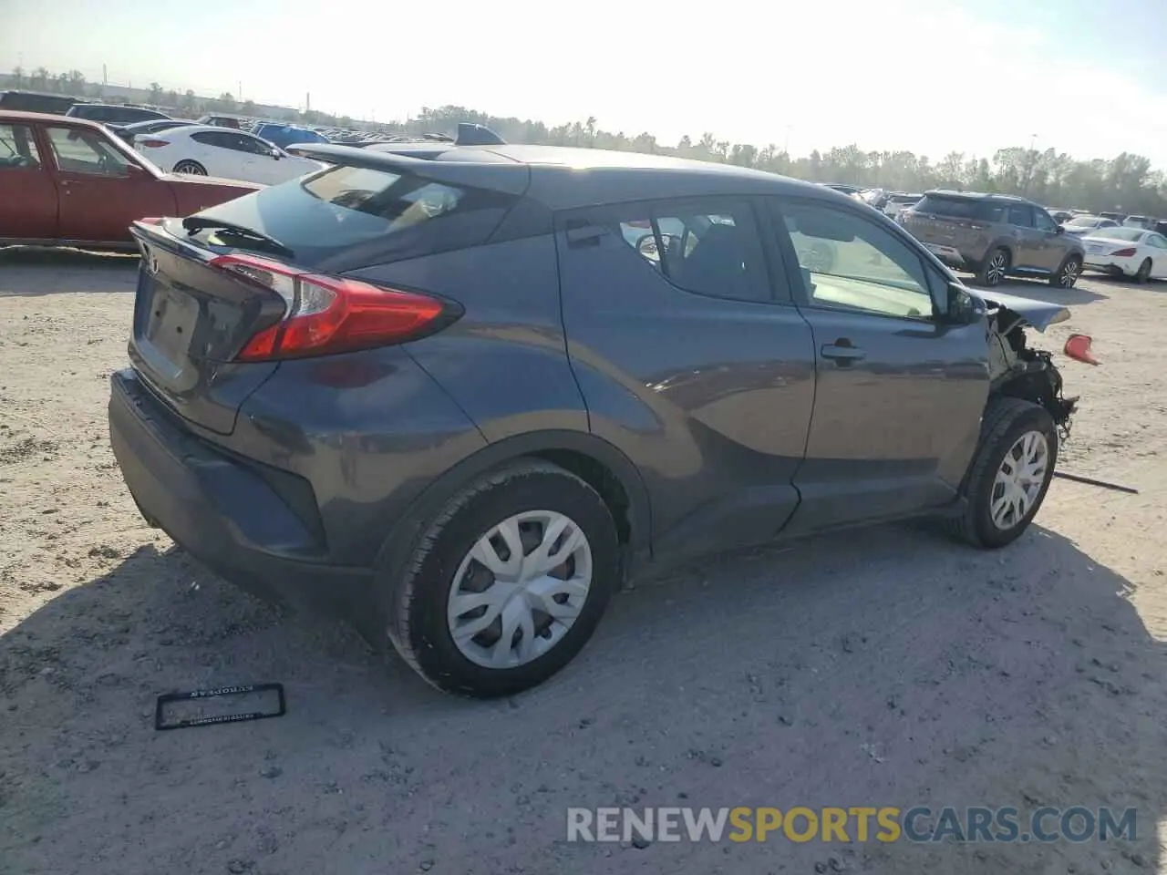 3 fotografías del automóvil dañado JTNKHMBX6L1069837 TOYOTA C-HR 2020