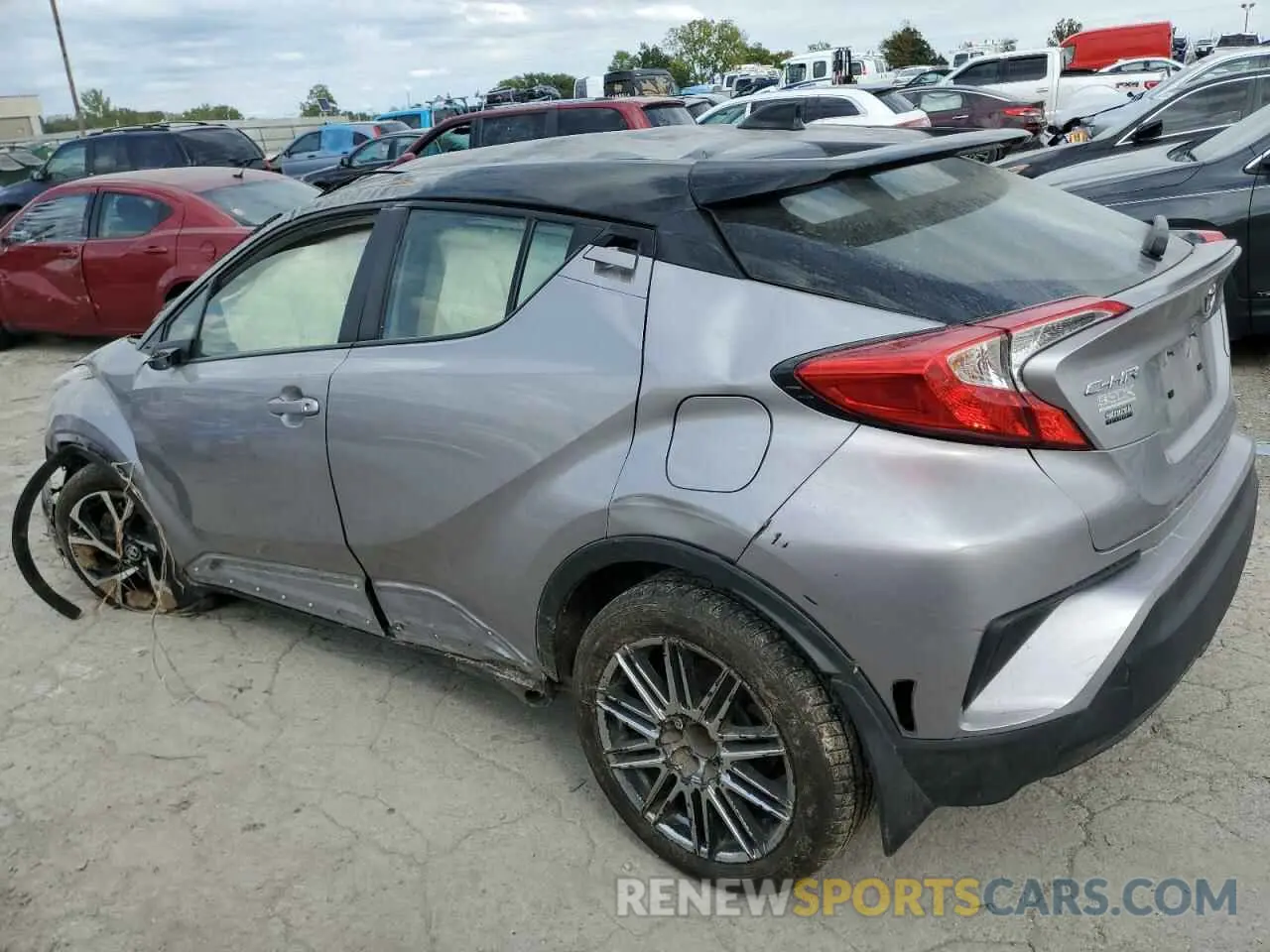 2 fotografías del automóvil dañado JTNKHMBX6L1072821 TOYOTA C-HR 2020