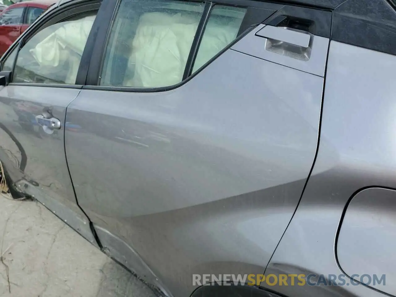 8 fotografías del automóvil dañado JTNKHMBX6L1072821 TOYOTA C-HR 2020