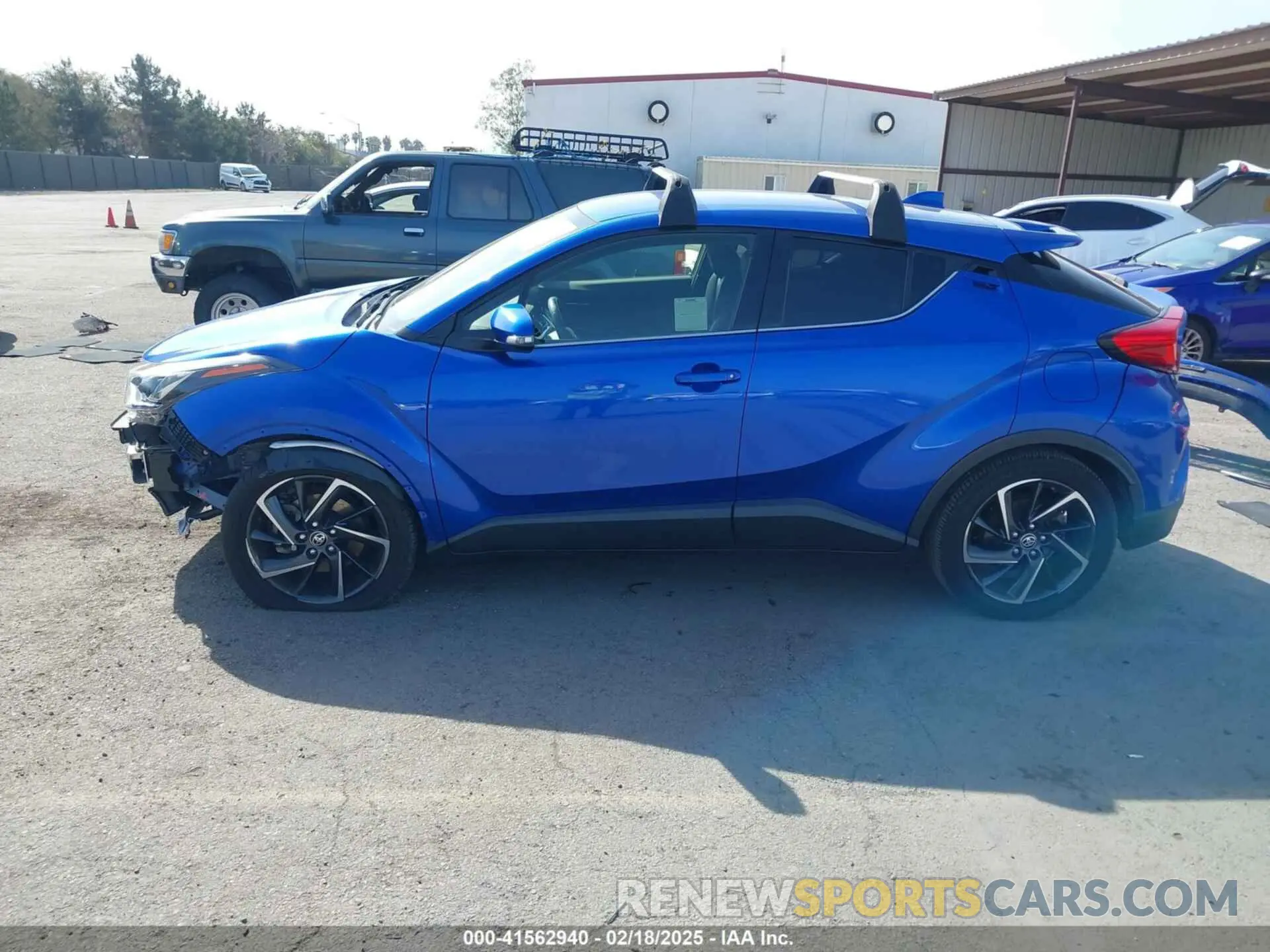 15 fotografías del automóvil dañado JTNKHMBX6L1082555 TOYOTA C-HR 2020