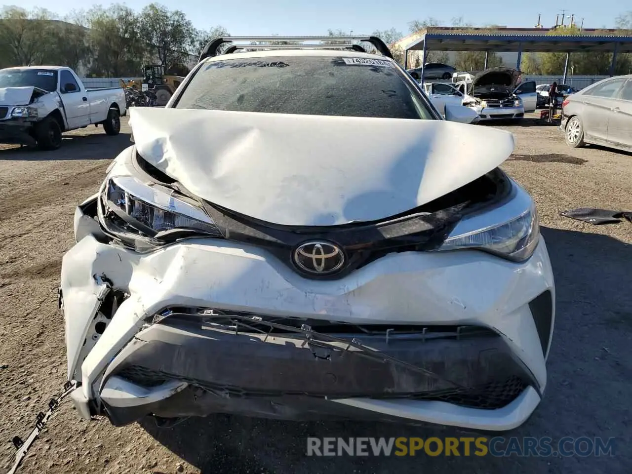 5 fotografías del automóvil dañado JTNKHMBX6L1084354 TOYOTA C-HR 2020