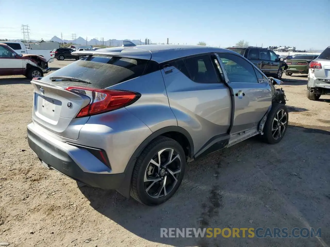 3 fotografías del automóvil dañado JTNKHMBX7L1063321 TOYOTA C-HR 2020