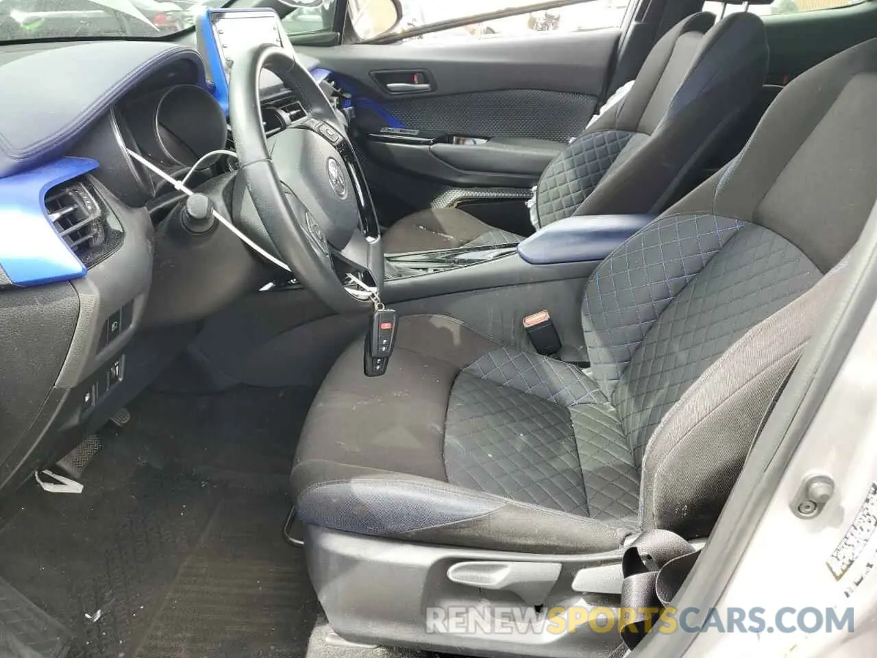 7 fotografías del automóvil dañado JTNKHMBX7L1065098 TOYOTA C-HR 2020