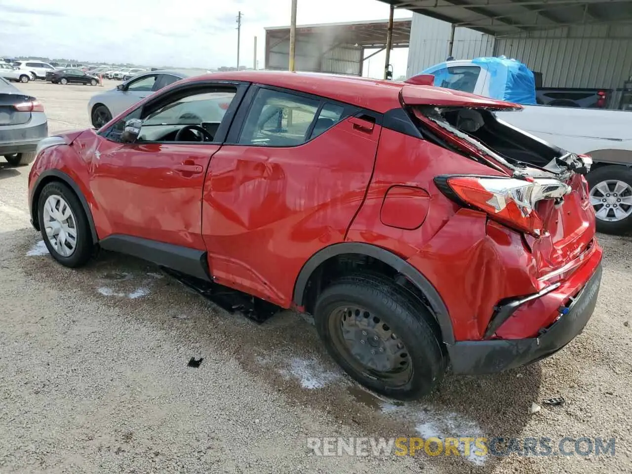 2 fotografías del automóvil dañado JTNKHMBX7L1070074 TOYOTA C-HR 2020