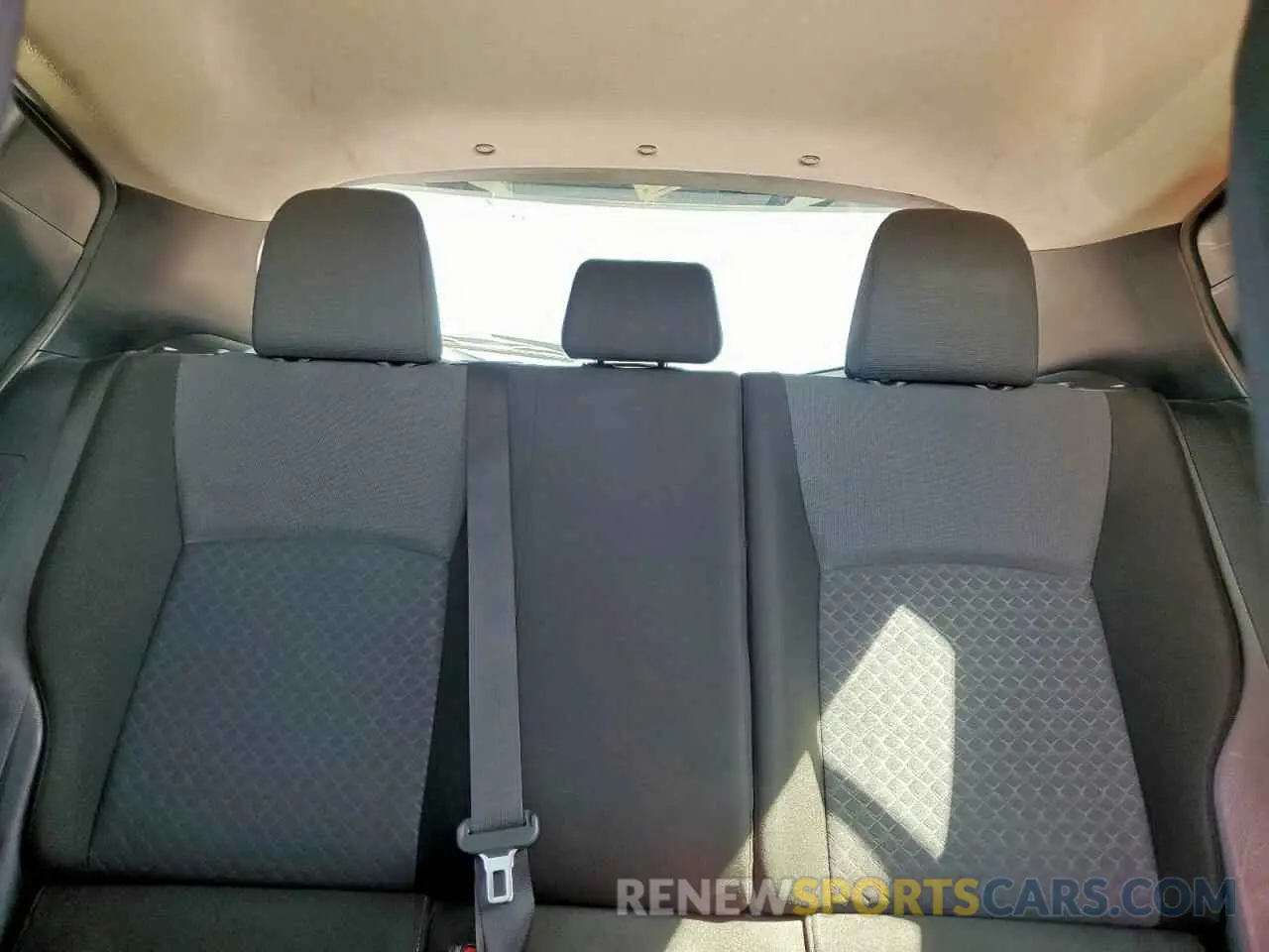 10 fotografías del automóvil dañado JTNKHMBX7L1074092 TOYOTA C-HR 2020
