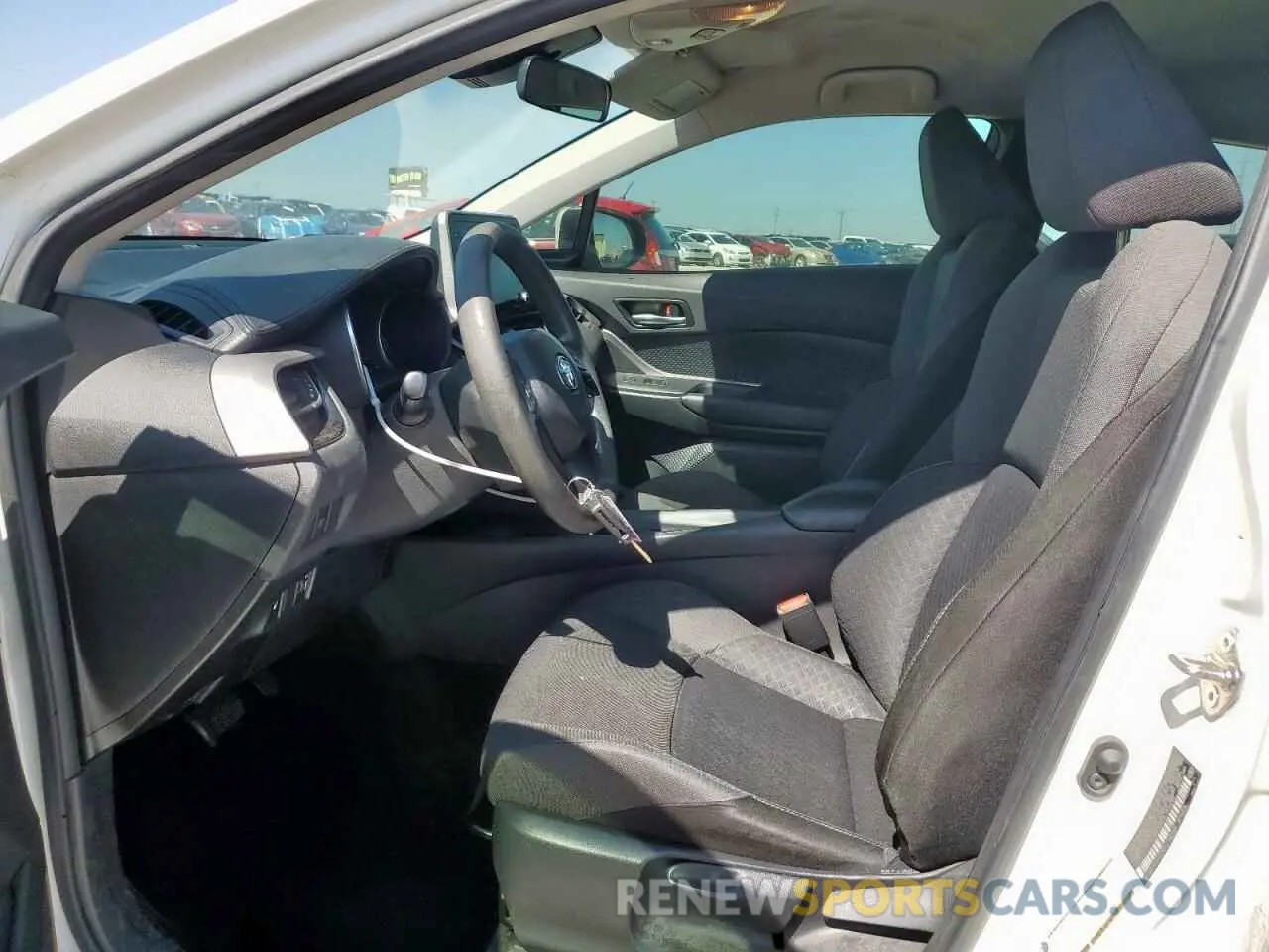 7 fotografías del automóvil dañado JTNKHMBX7L1074092 TOYOTA C-HR 2020
