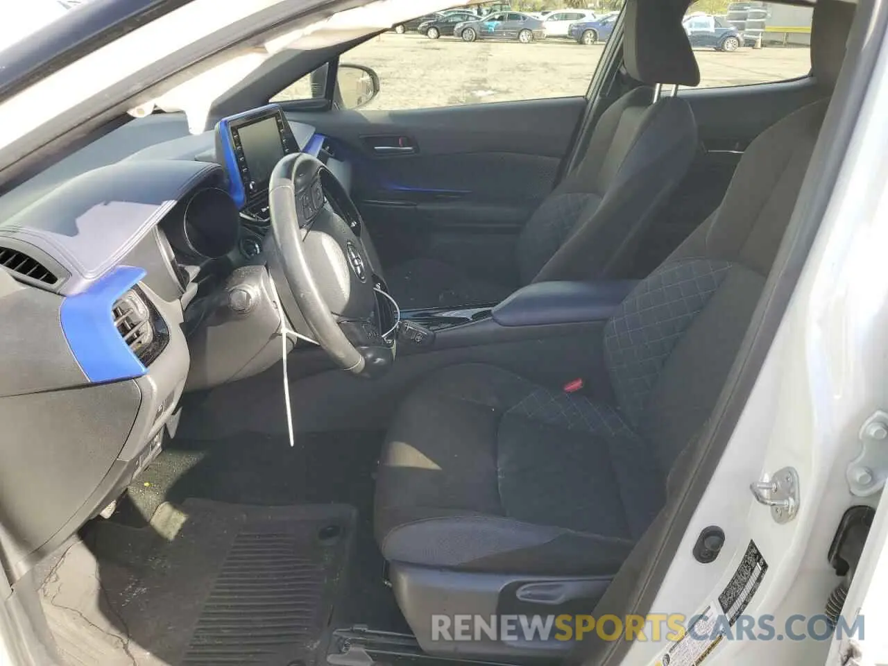 7 fotografías del automóvil dañado JTNKHMBX7L1077252 TOYOTA C-HR 2020