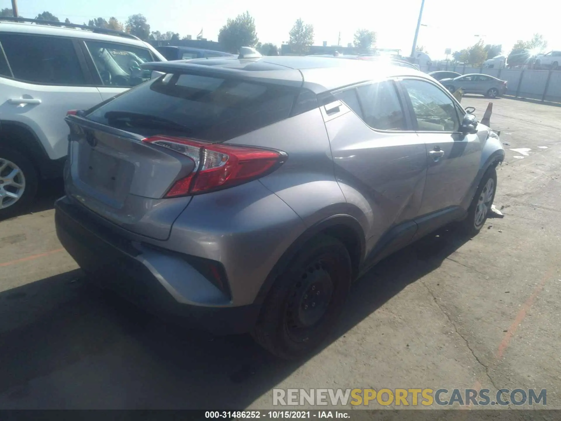 4 fotografías del automóvil dañado JTNKHMBX7L1083665 TOYOTA C-HR 2020