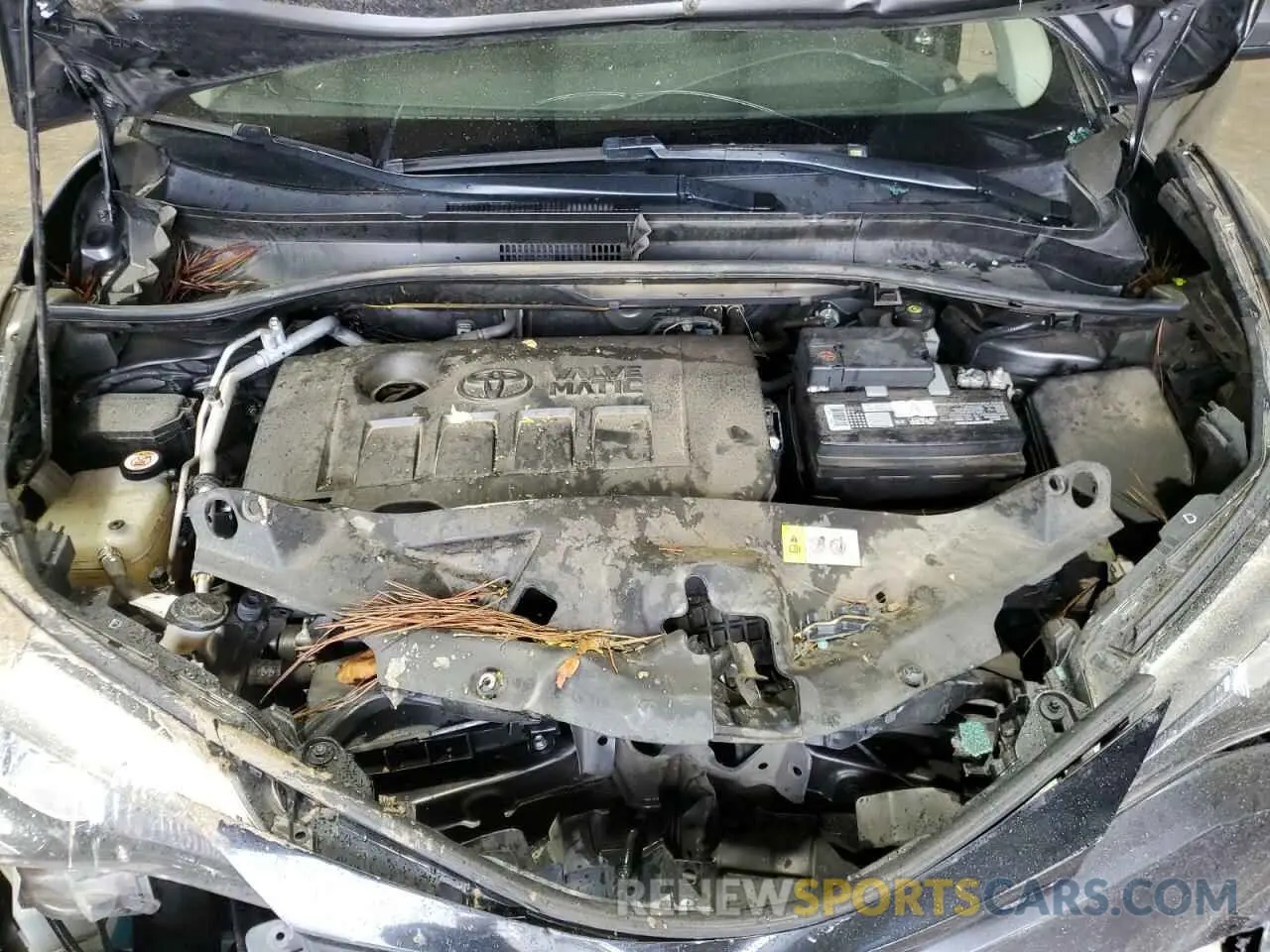 12 fotografías del automóvil dañado JTNKHMBX7L1084430 TOYOTA C-HR 2020