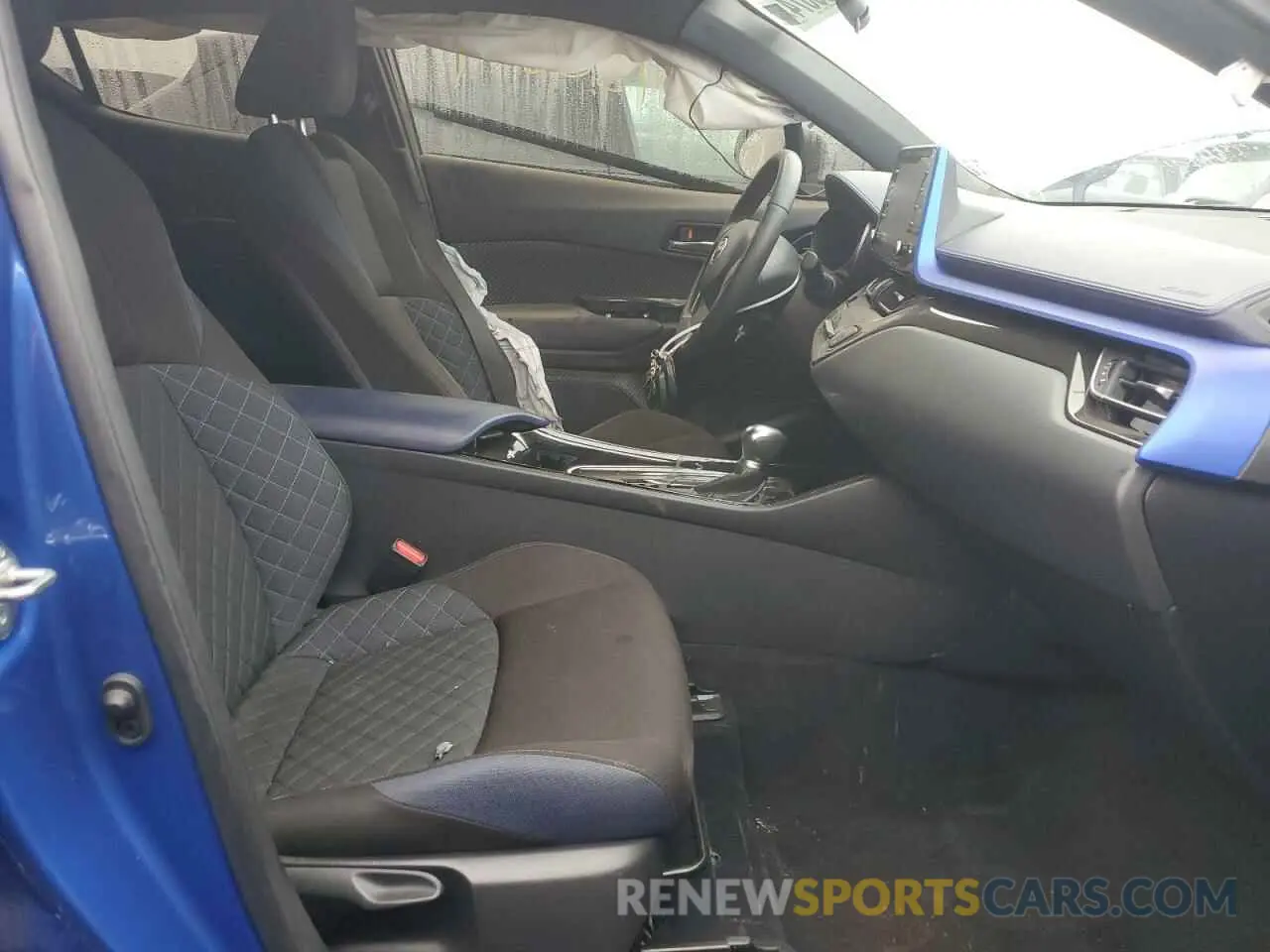 7 fotografías del automóvil dañado JTNKHMBX7L1087716 TOYOTA C-HR 2020
