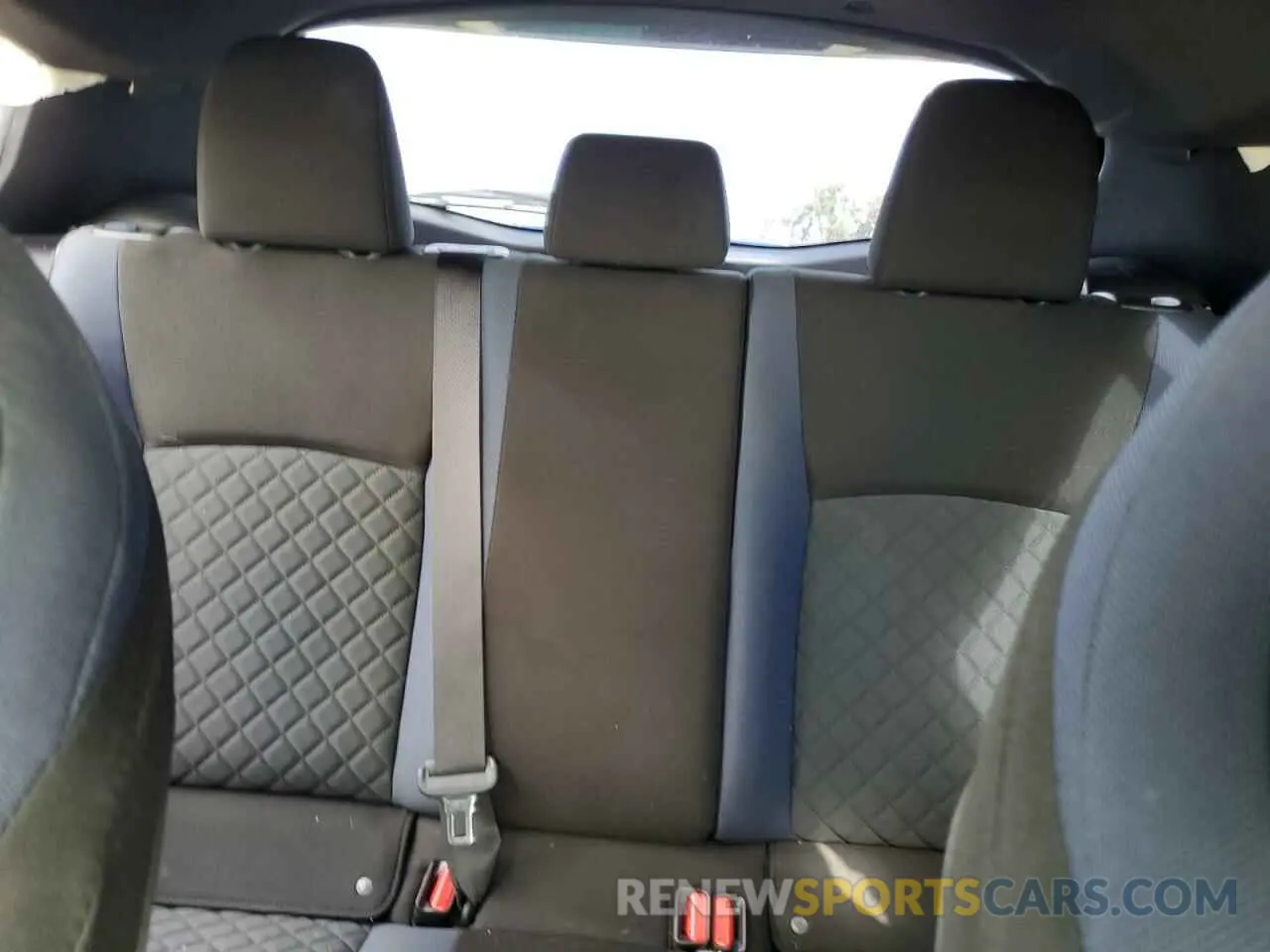 10 fotografías del automóvil dañado JTNKHMBX7L1092737 TOYOTA C-HR 2020