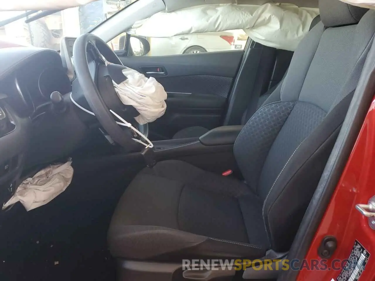 7 fotografías del automóvil dañado JTNKHMBX8L1065174 TOYOTA C-HR 2020