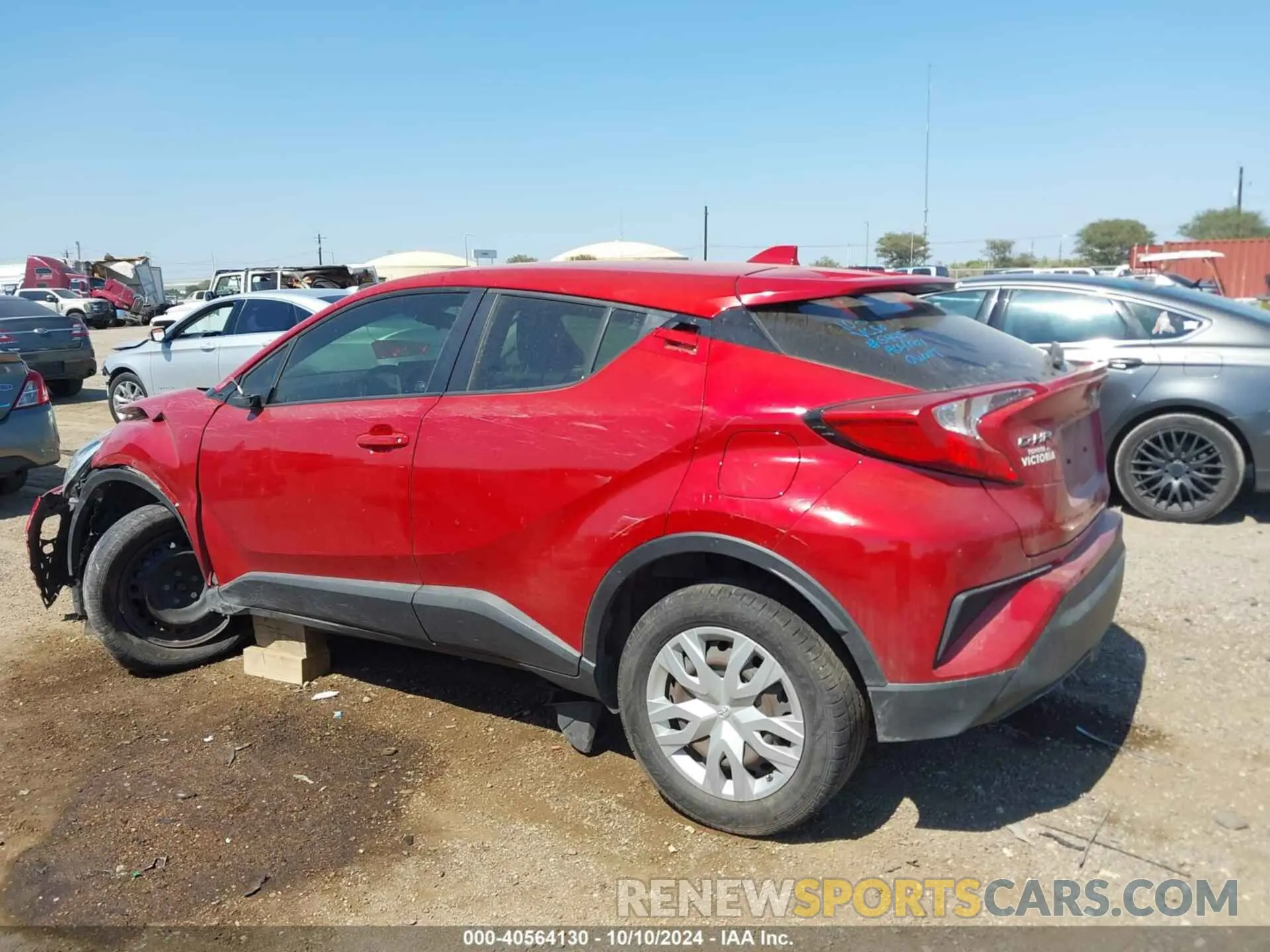 14 fotografías del automóvil dañado JTNKHMBX8L1072514 TOYOTA C-HR 2020