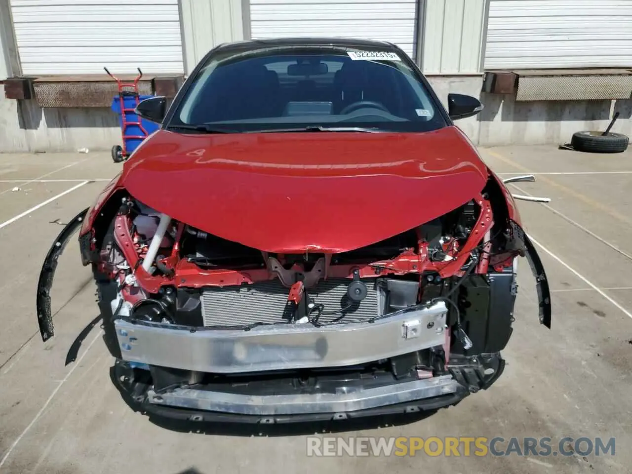 5 fotografías del automóvil dañado JTNKHMBX8L1073761 TOYOTA C-HR 2020
