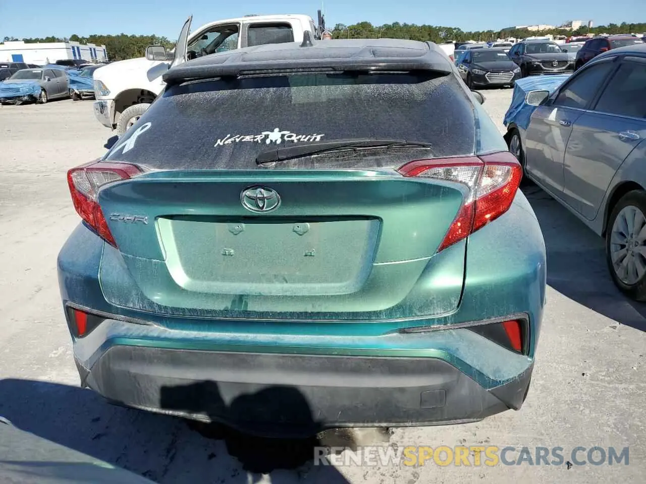6 fotografías del automóvil dañado JTNKHMBX8L1093119 TOYOTA C-HR 2020