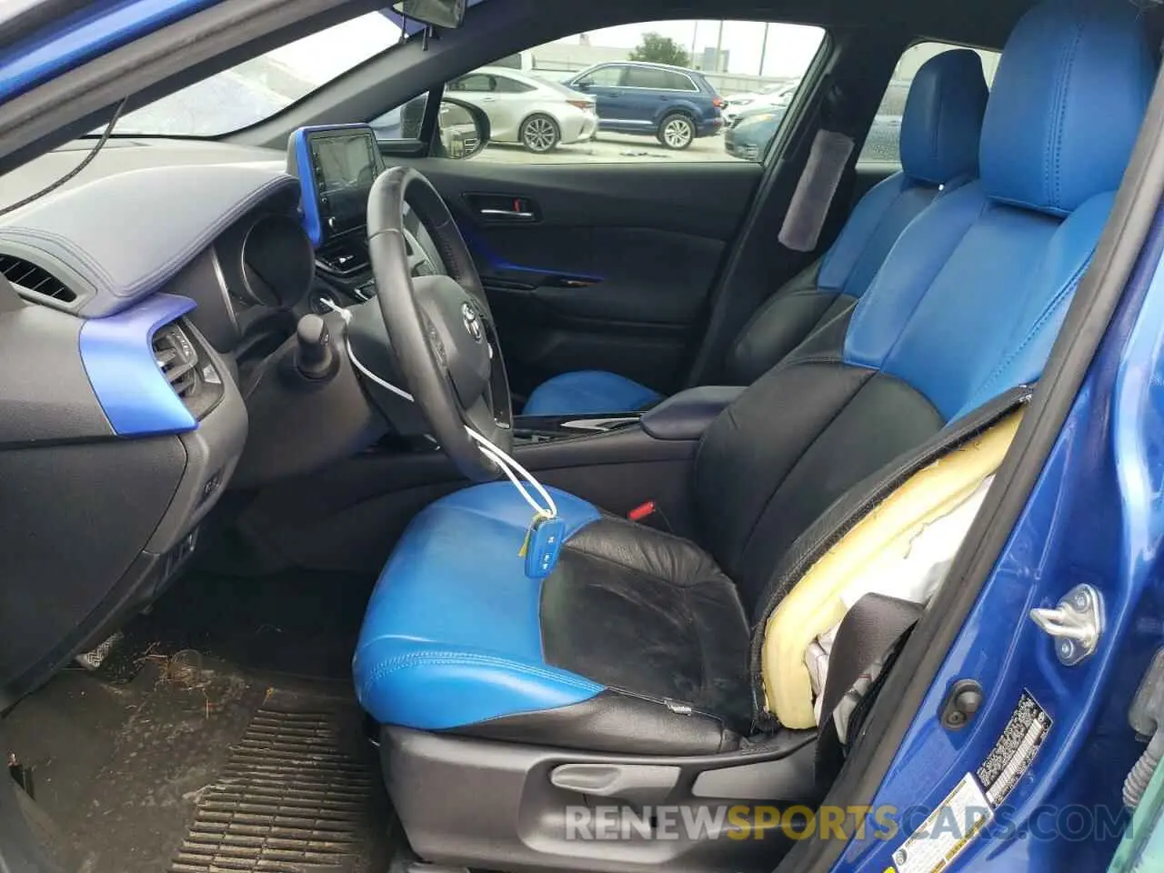 7 fotografías del automóvil dañado JTNKHMBX8L1093119 TOYOTA C-HR 2020