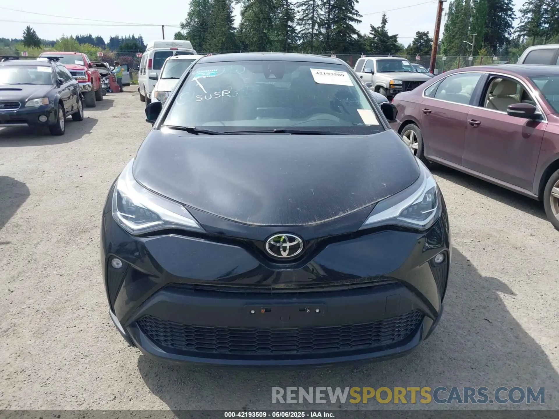 12 fotografías del automóvil dañado JTNKHMBX9L1078869 TOYOTA C-HR 2020