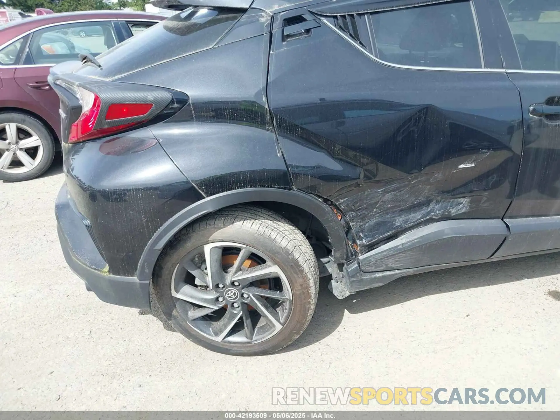 17 fotografías del automóvil dañado JTNKHMBX9L1078869 TOYOTA C-HR 2020