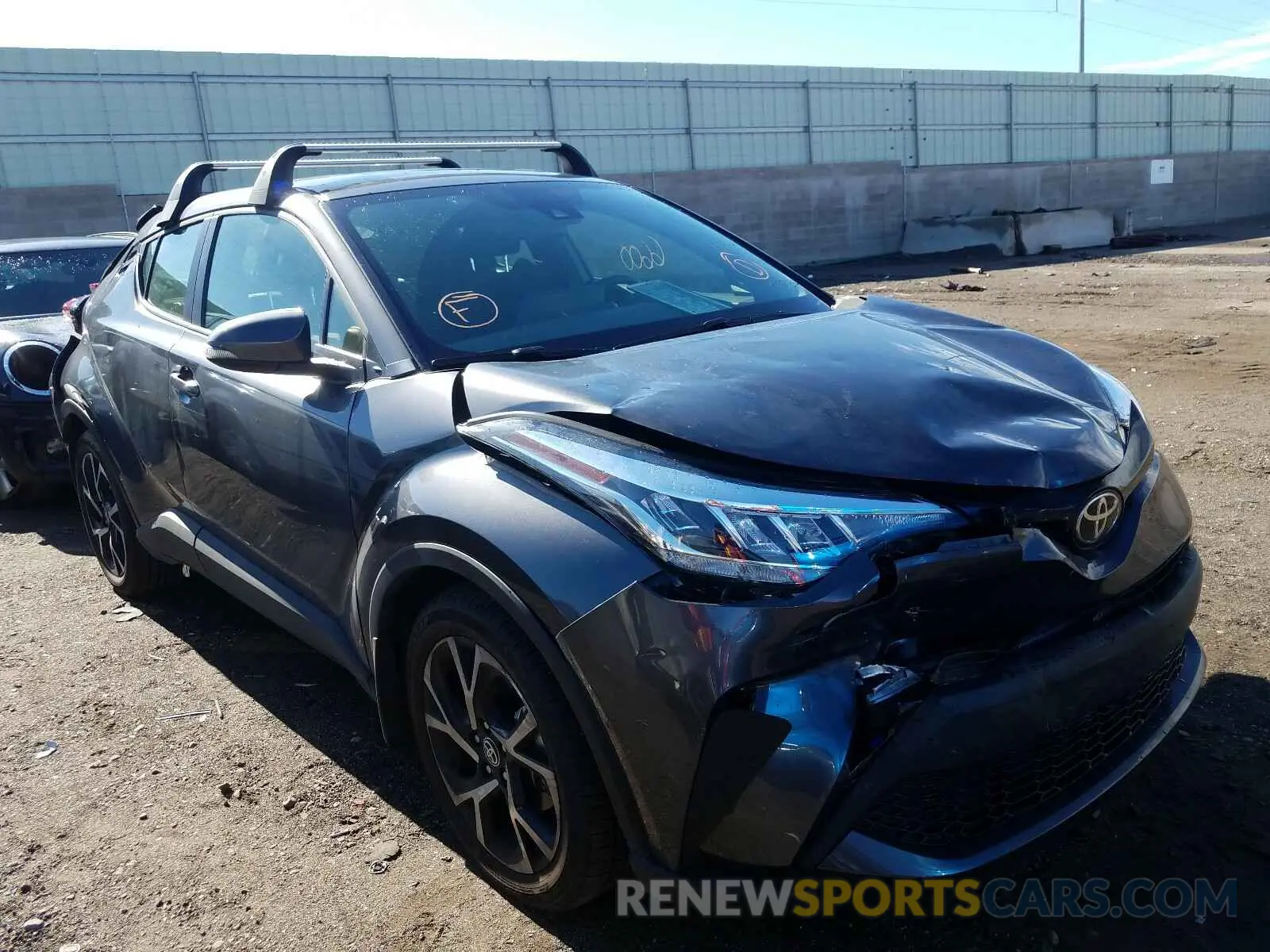 1 fotografías del automóvil dañado JTNKHMBXXL1065953 TOYOTA C-HR 2020