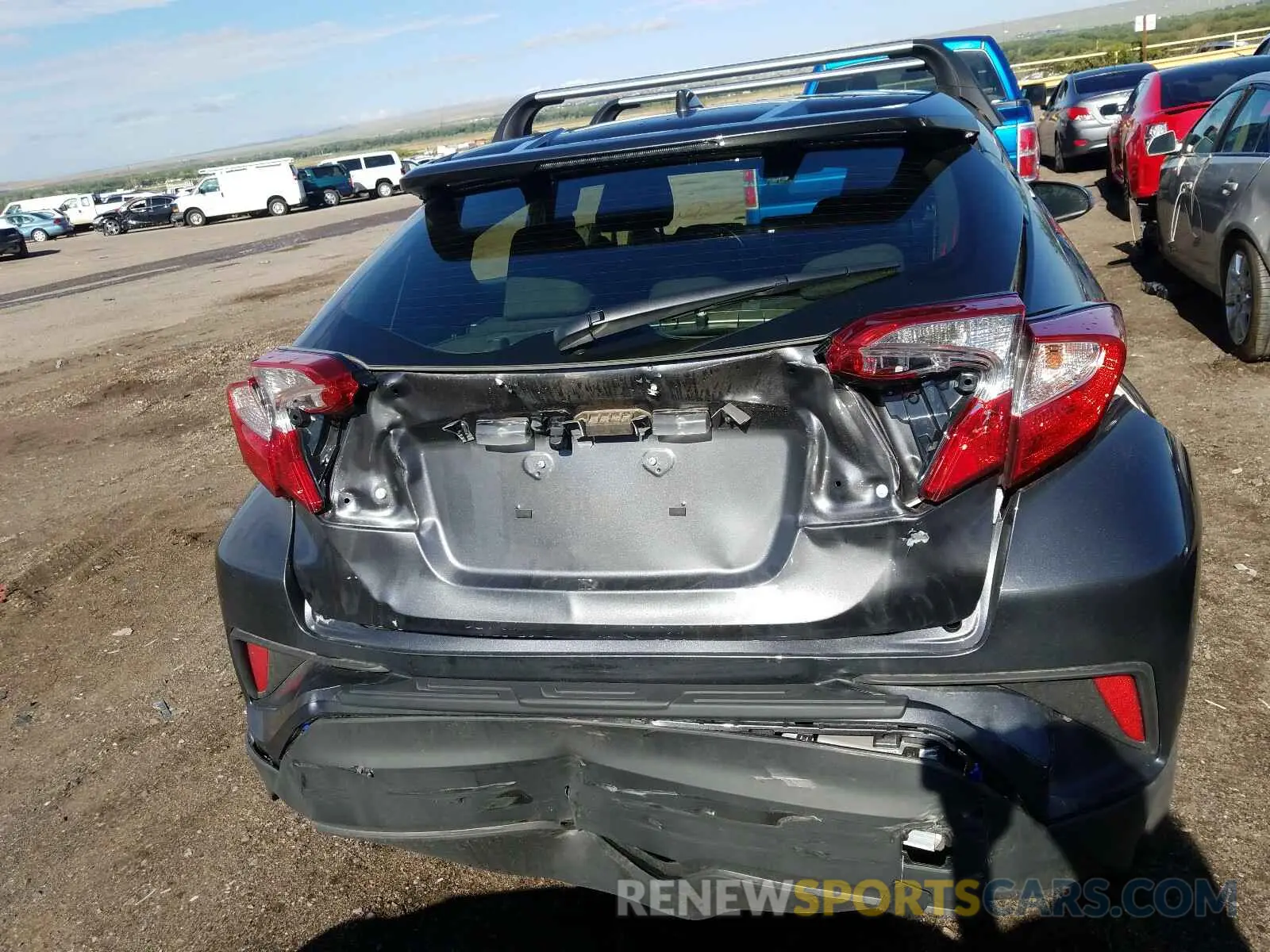 9 fotografías del automóvil dañado JTNKHMBXXL1065953 TOYOTA C-HR 2020