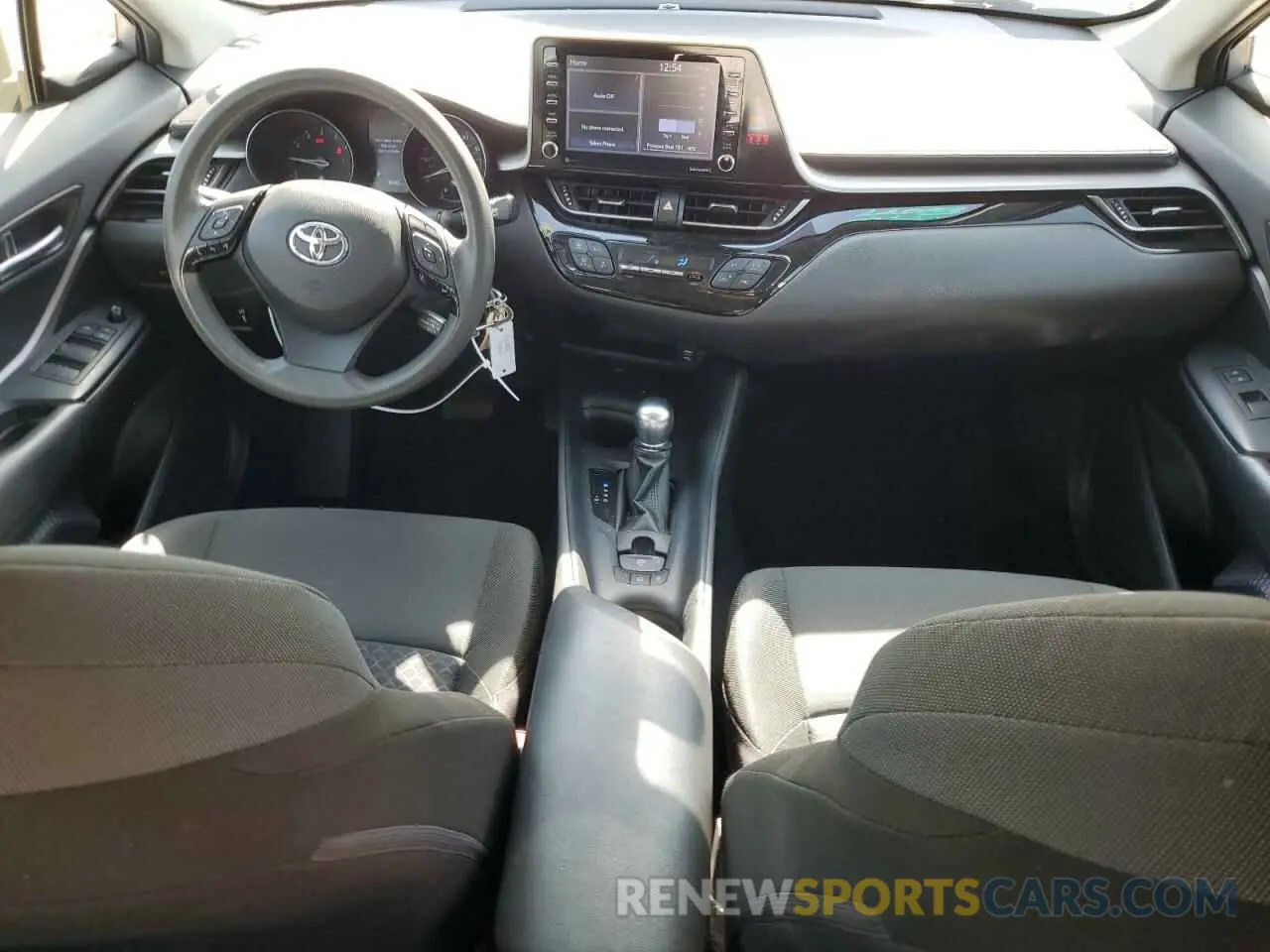 8 fotografías del automóvil dañado JTNKHMBXXL1074734 TOYOTA C-HR 2020