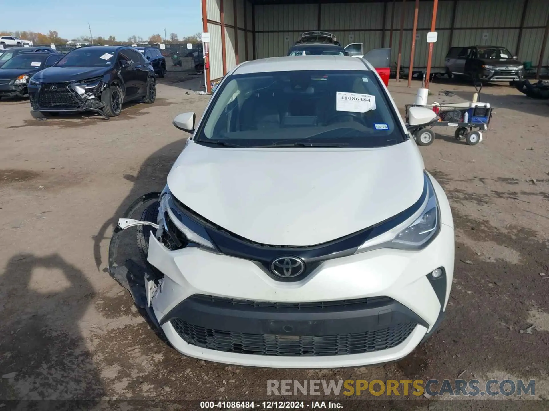 12 fotografías del automóvil dañado JTNKHMBXXL1093056 TOYOTA C-HR 2020