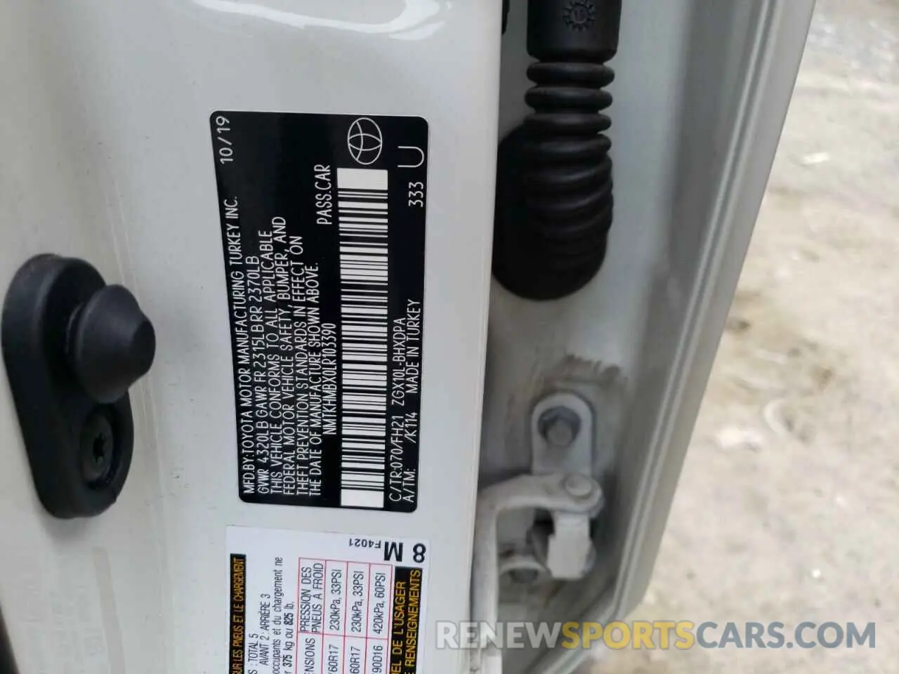 10 fotografías del automóvil dañado NMTKHMBX0LR103390 TOYOTA C-HR 2020