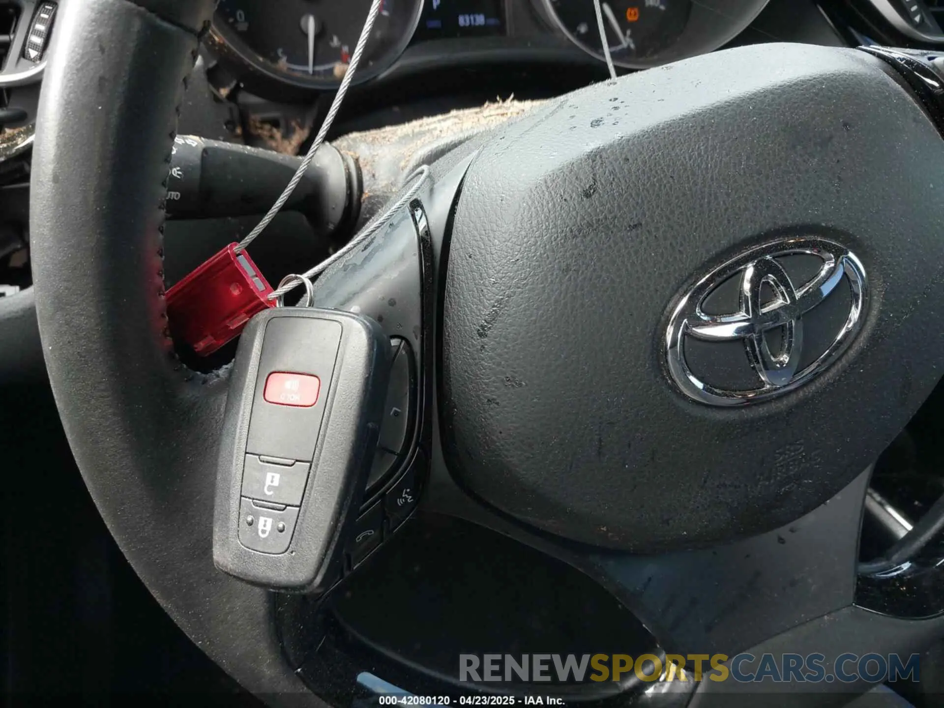 11 fotografías del automóvil dañado NMTKHMBX0LR103907 TOYOTA C-HR 2020