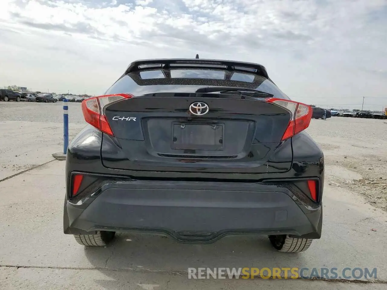 6 fotografías del automóvil dañado NMTKHMBX0LR104121 TOYOTA C-HR 2020
