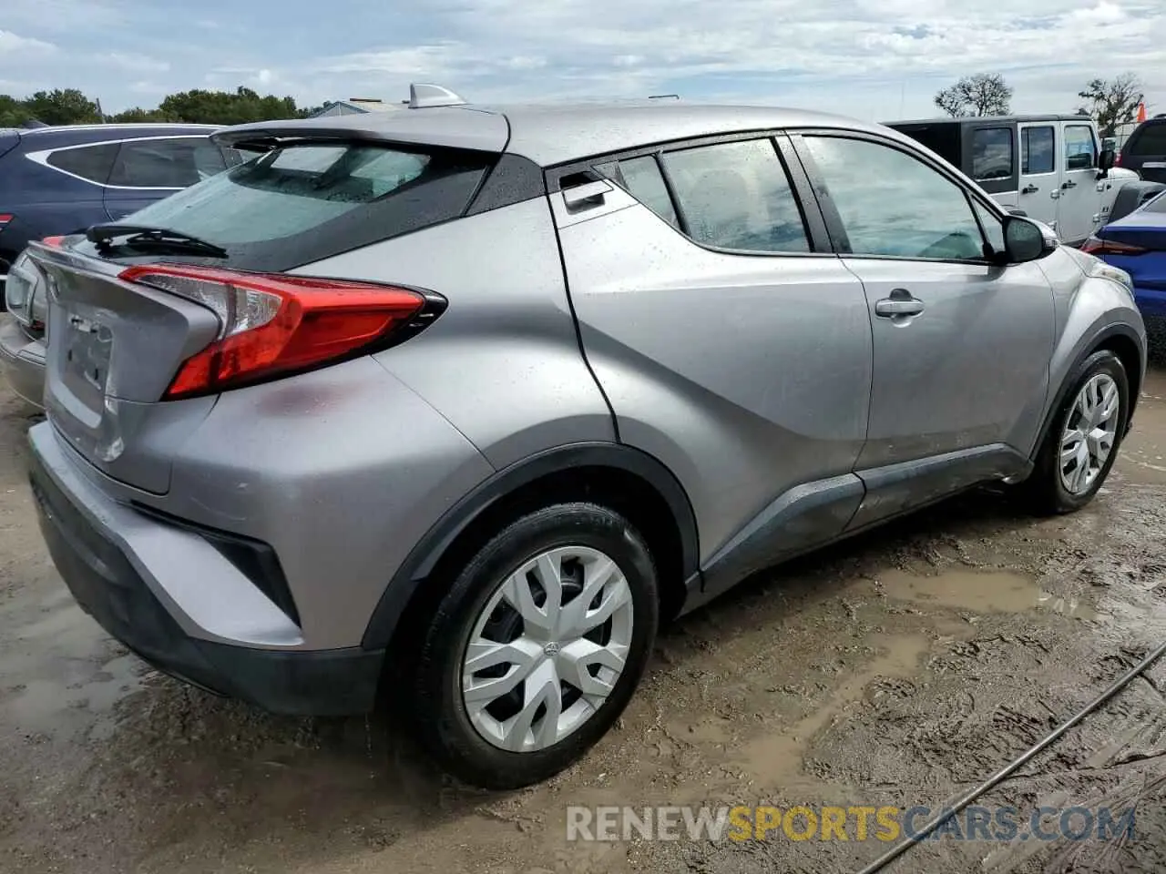 3 fotografías del automóvil dañado NMTKHMBX0LR110632 TOYOTA C-HR 2020