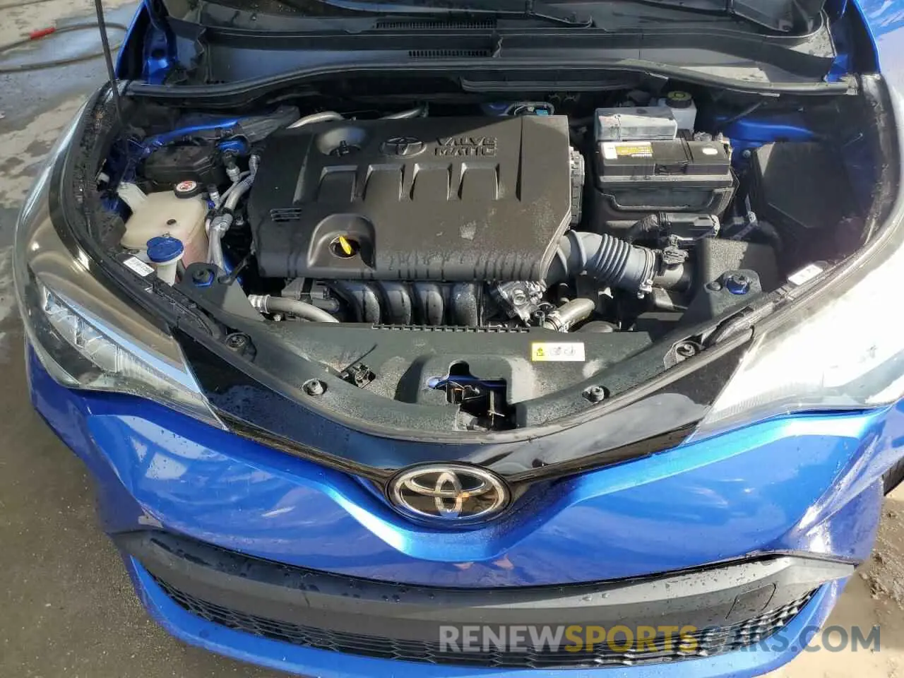 12 fotografías del automóvil dañado NMTKHMBX1LR105987 TOYOTA C-HR 2020