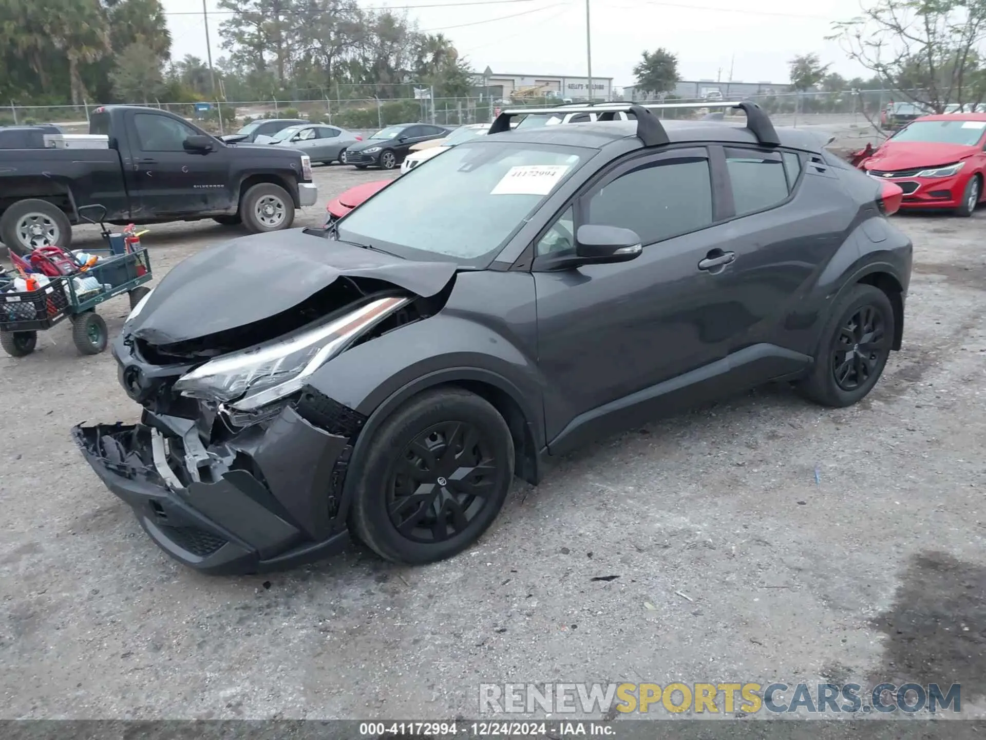 2 fotografías del automóvil dañado NMTKHMBX1LR116438 TOYOTA C-HR 2020