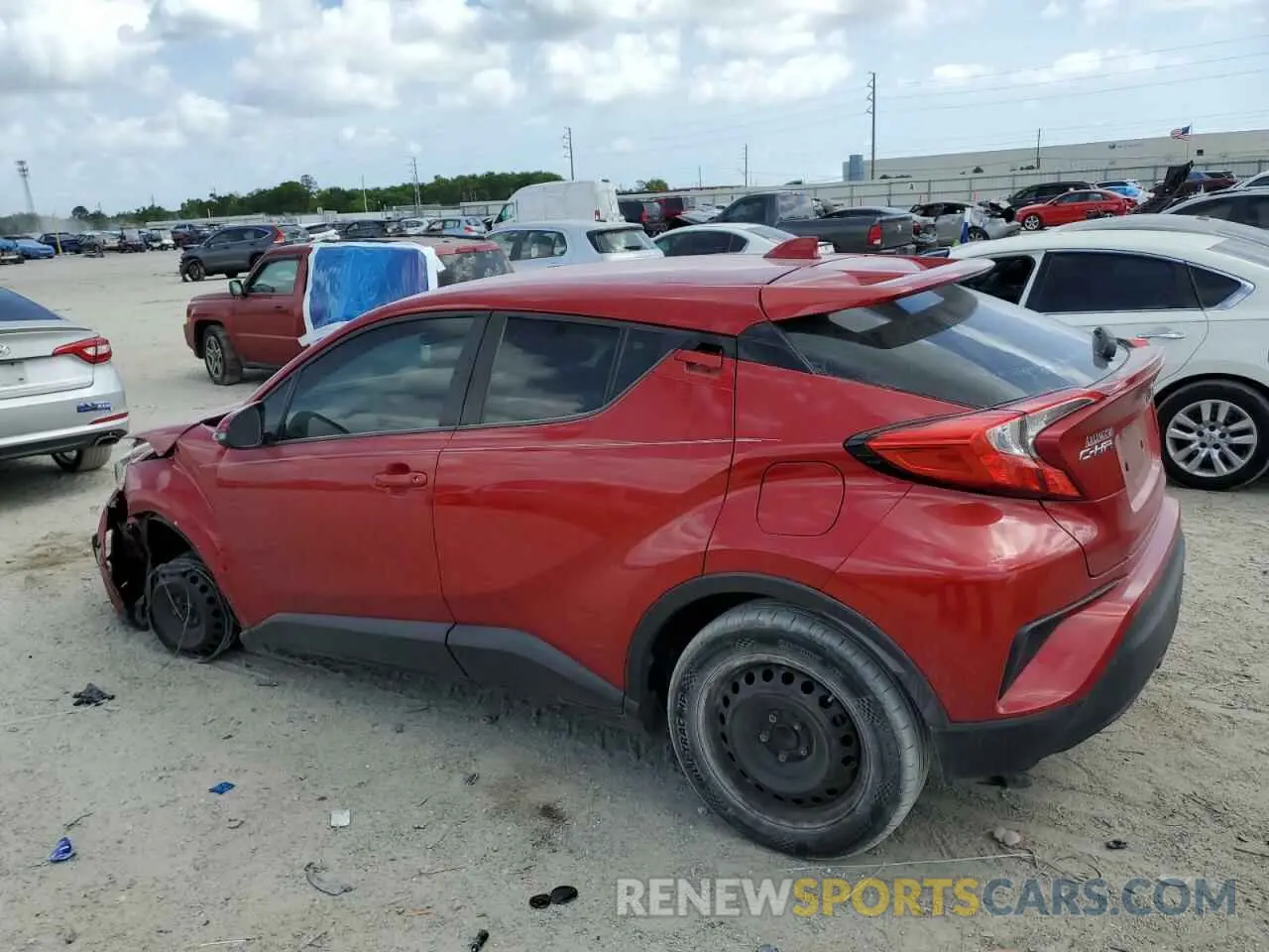 2 fotografías del automóvil dañado NMTKHMBX2LR104668 TOYOTA C-HR 2020