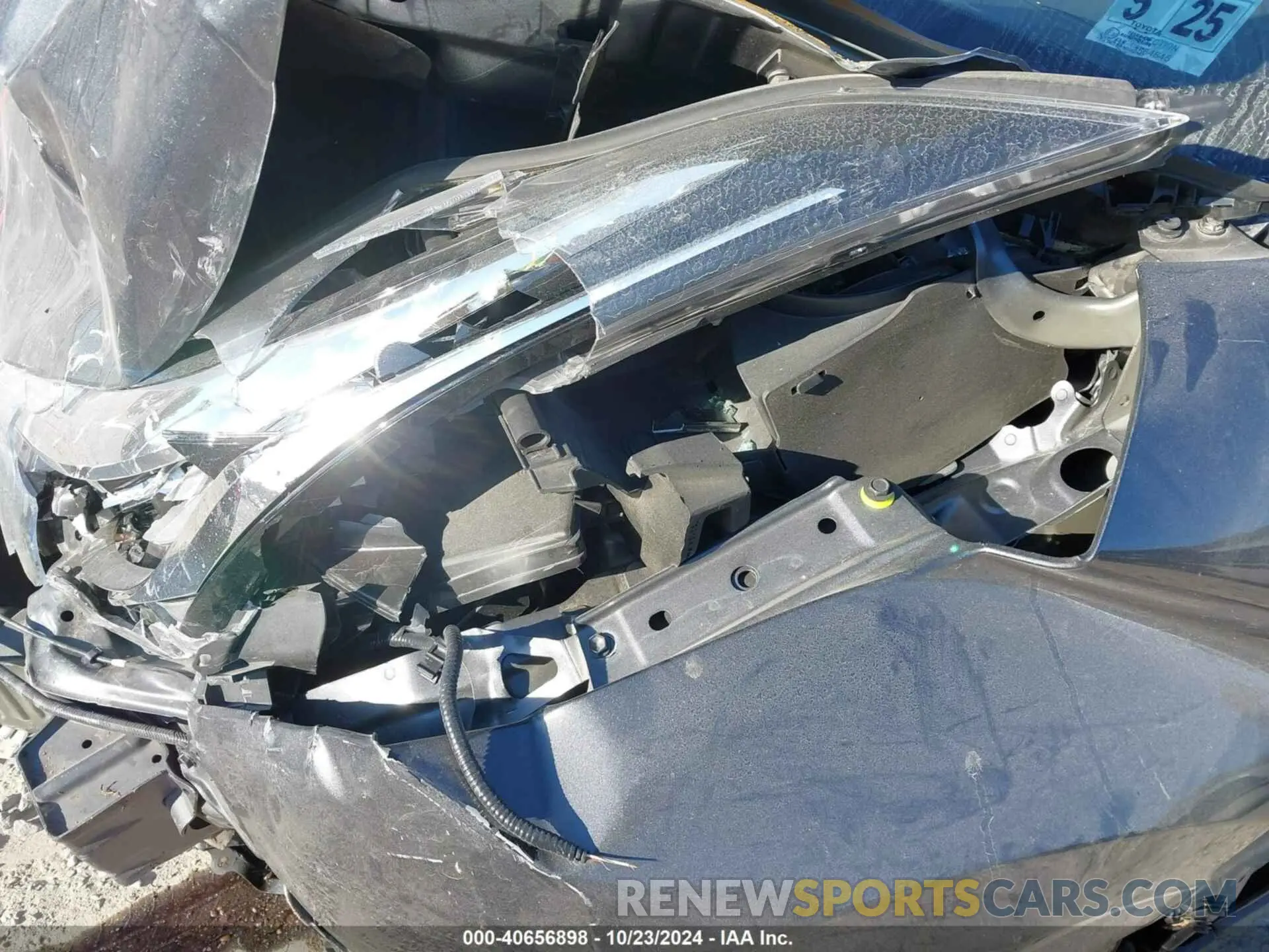21 fotografías del automóvil dañado NMTKHMBX2LR105559 TOYOTA C-HR 2020