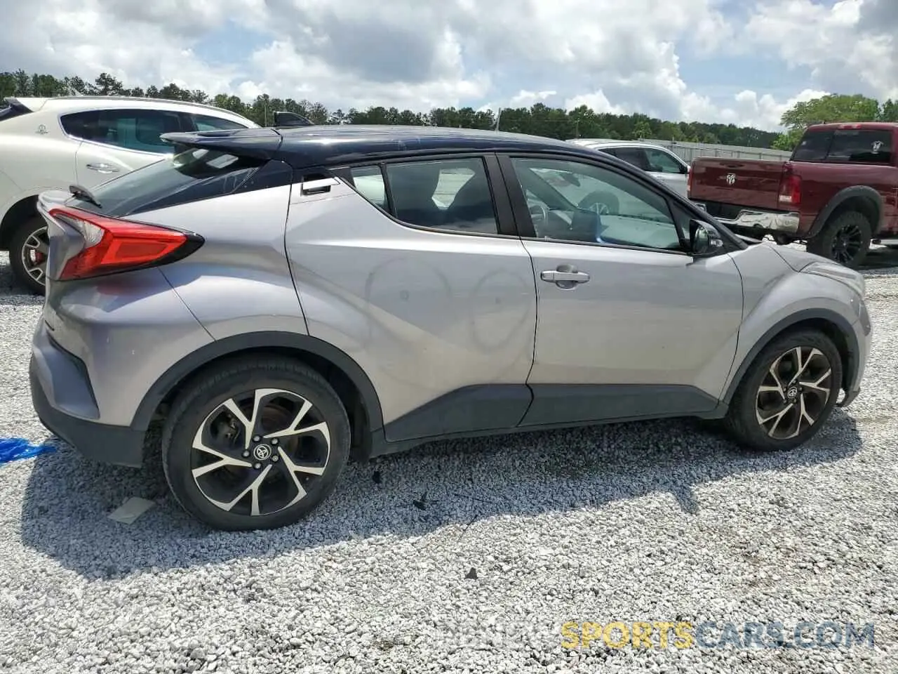3 fotografías del automóvil dañado NMTKHMBX2LR107215 TOYOTA C-HR 2020