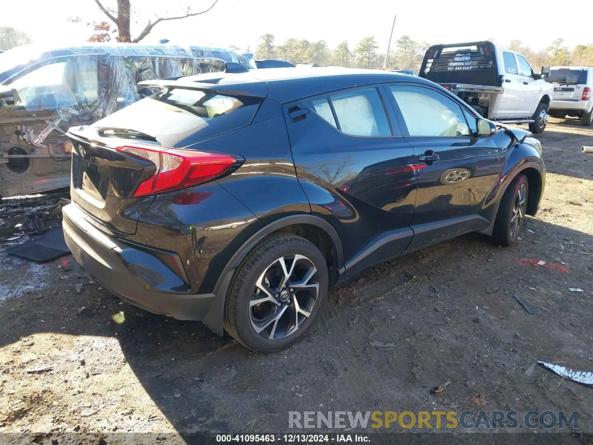 4 fotografías del automóvil dañado NMTKHMBX2LR114276 TOYOTA C-HR 2020