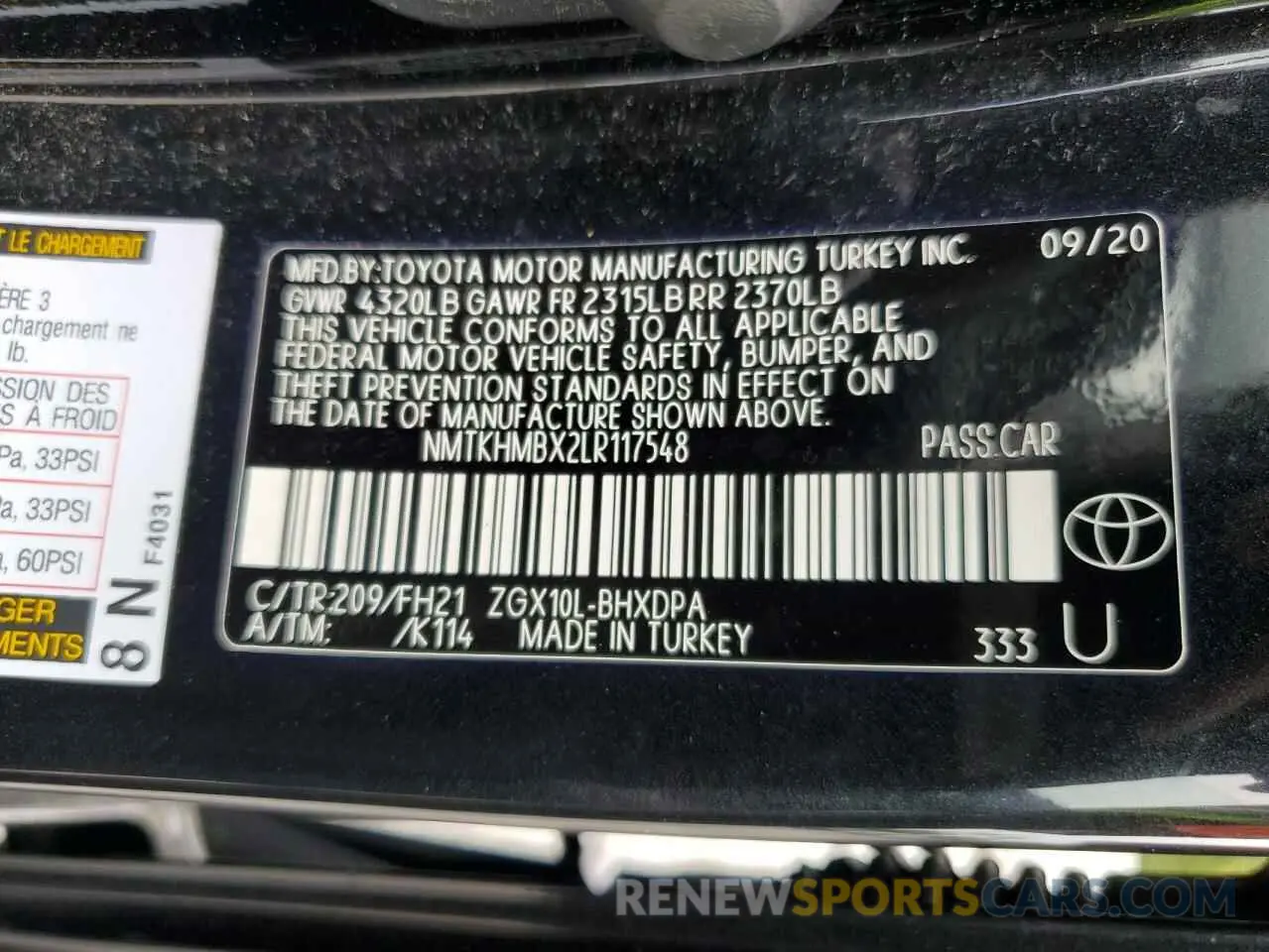 12 fotografías del automóvil dañado NMTKHMBX2LR117548 TOYOTA C-HR 2020