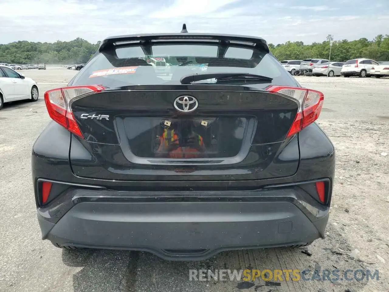 6 fotografías del automóvil dañado NMTKHMBX2LR117548 TOYOTA C-HR 2020