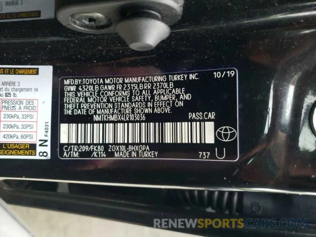 10 fotografías del automóvil dañado NMTKHMBX4LR103036 TOYOTA C-HR 2020