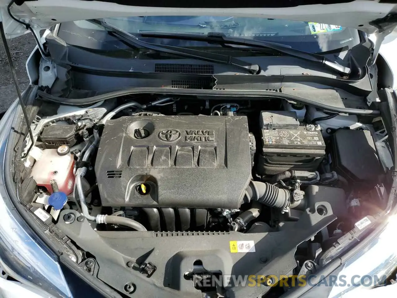11 fotografías del automóvil dañado NMTKHMBX4LR109743 TOYOTA C-HR 2020