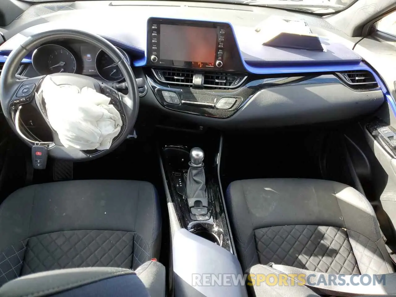 8 fotografías del automóvil dañado NMTKHMBX4LR109743 TOYOTA C-HR 2020