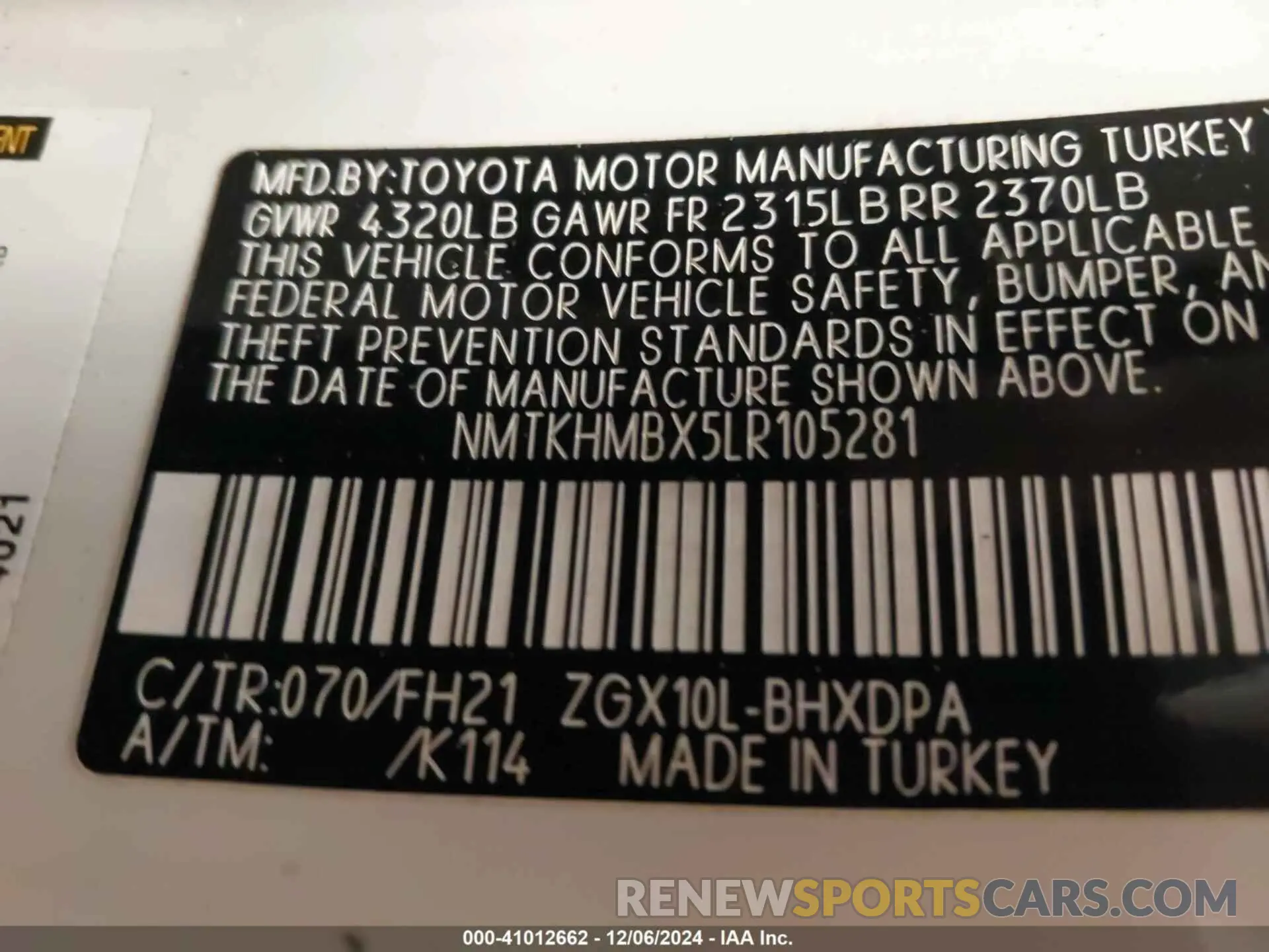 9 fotografías del automóvil dañado NMTKHMBX5LR105281 TOYOTA C-HR 2020